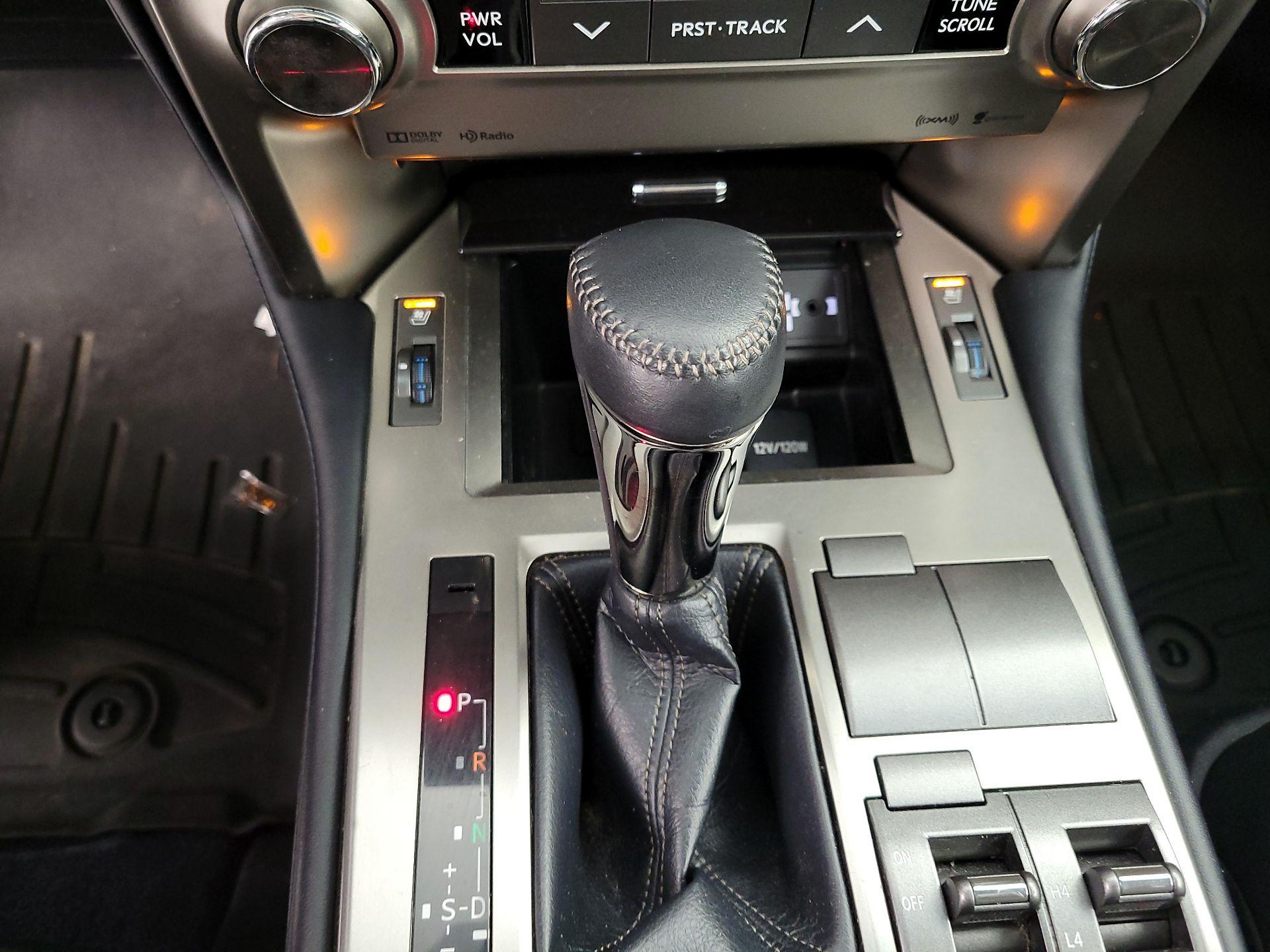 Thumbnail: 2018 Lexus GX - 18