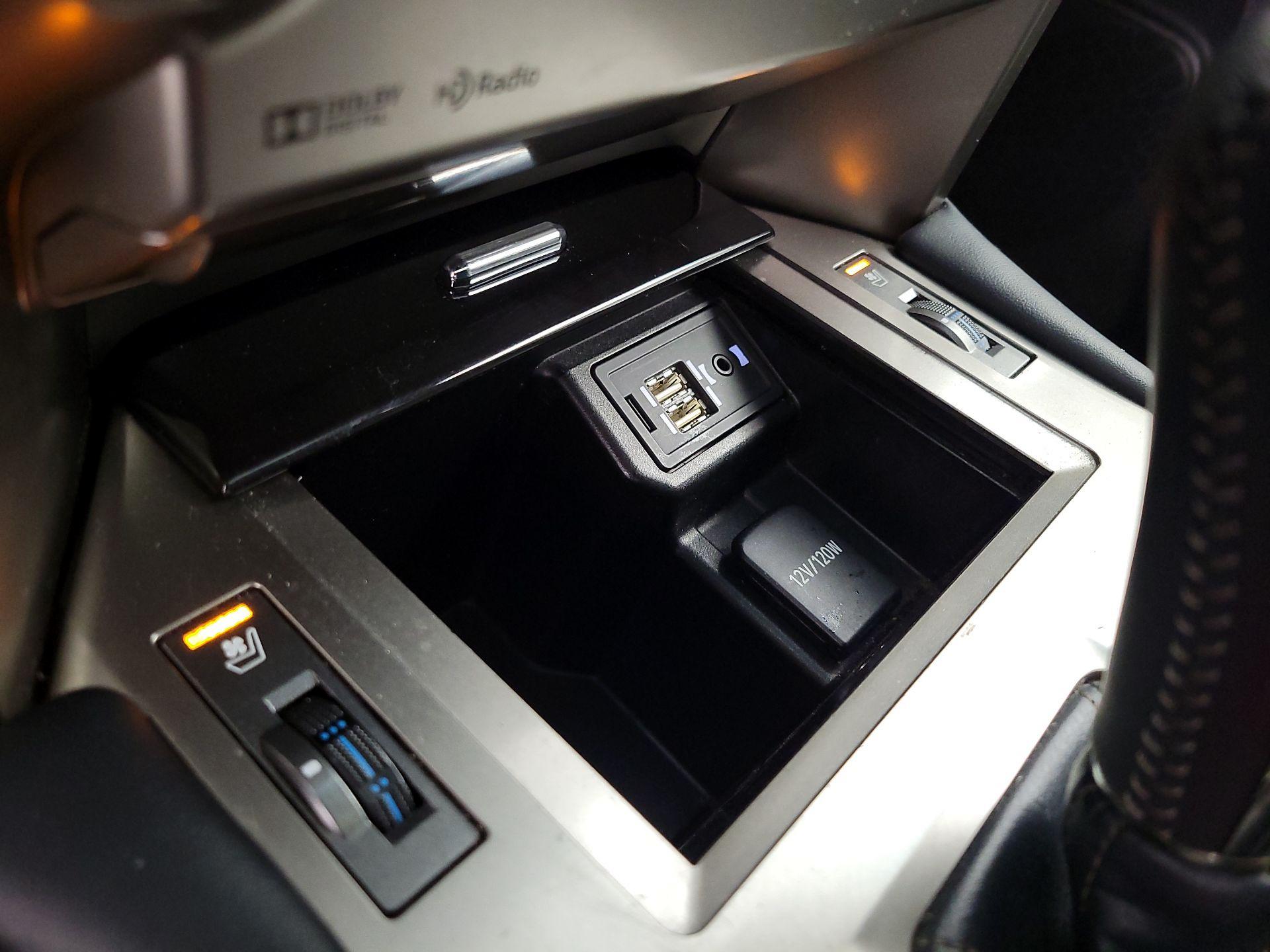 Thumbnail: 2018 Lexus GX - 19