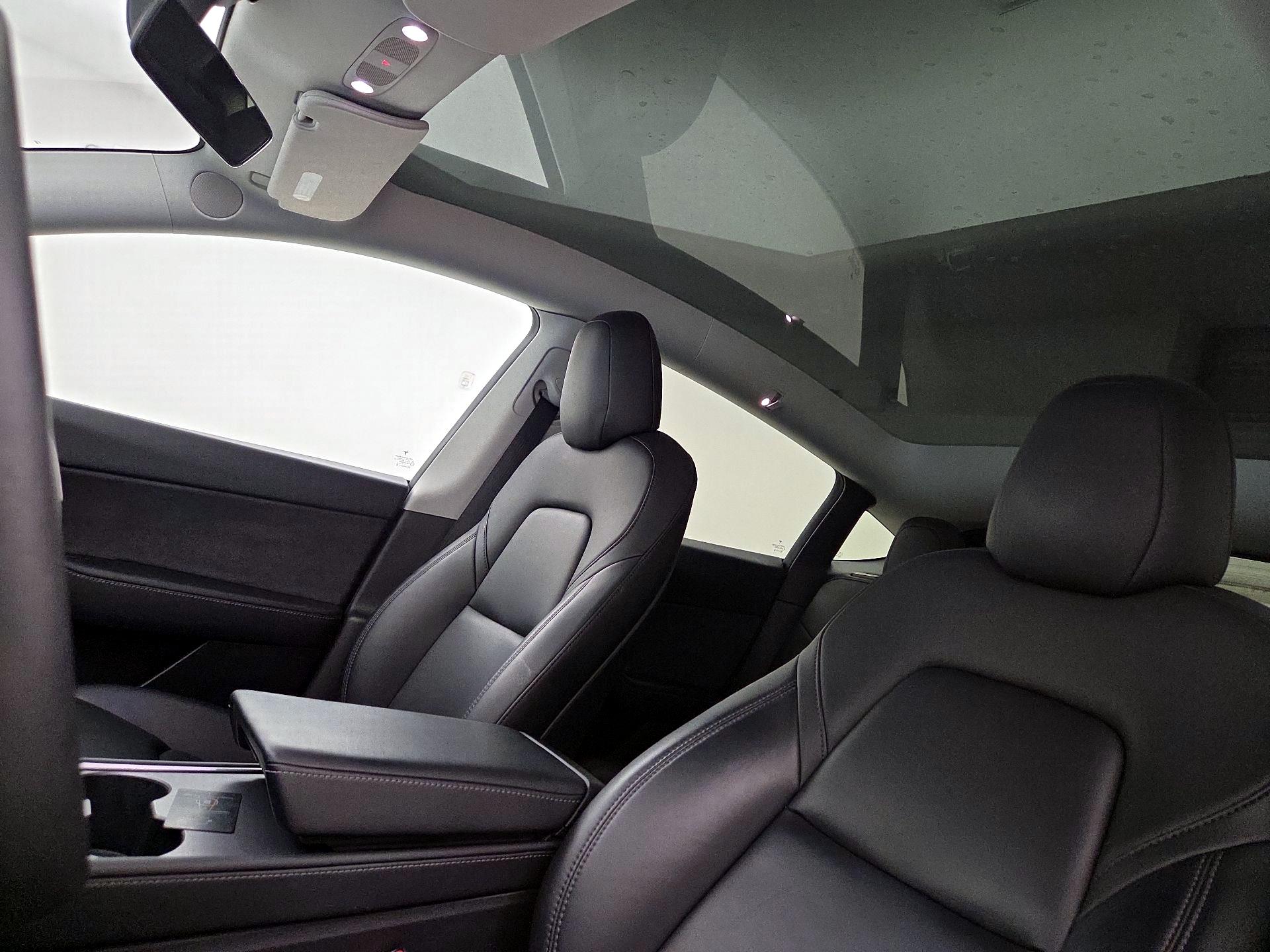 Thumbnail: 2021 Tesla Model Y - 18