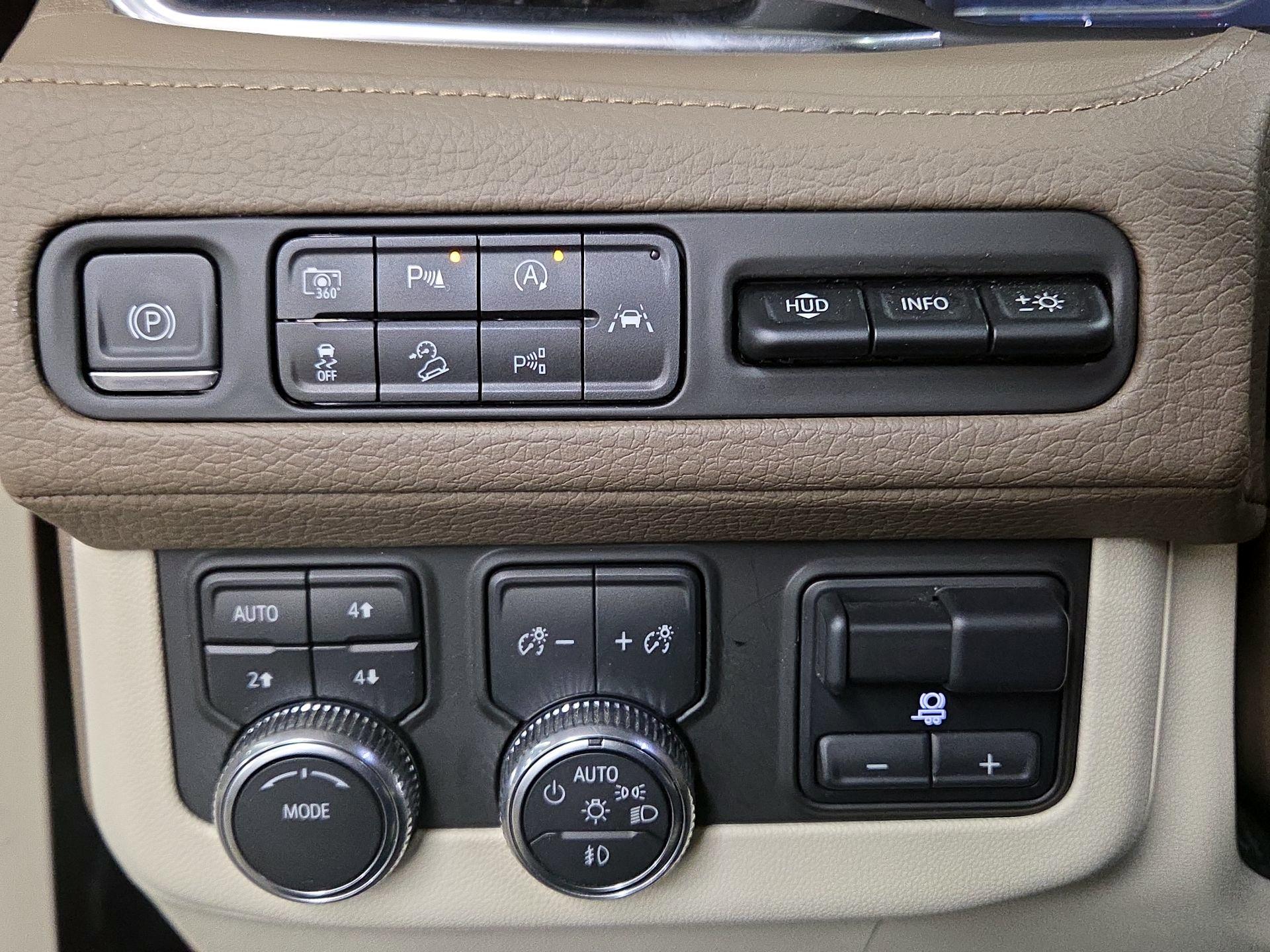 Thumbnail: 2023 GMC Yukon - 13