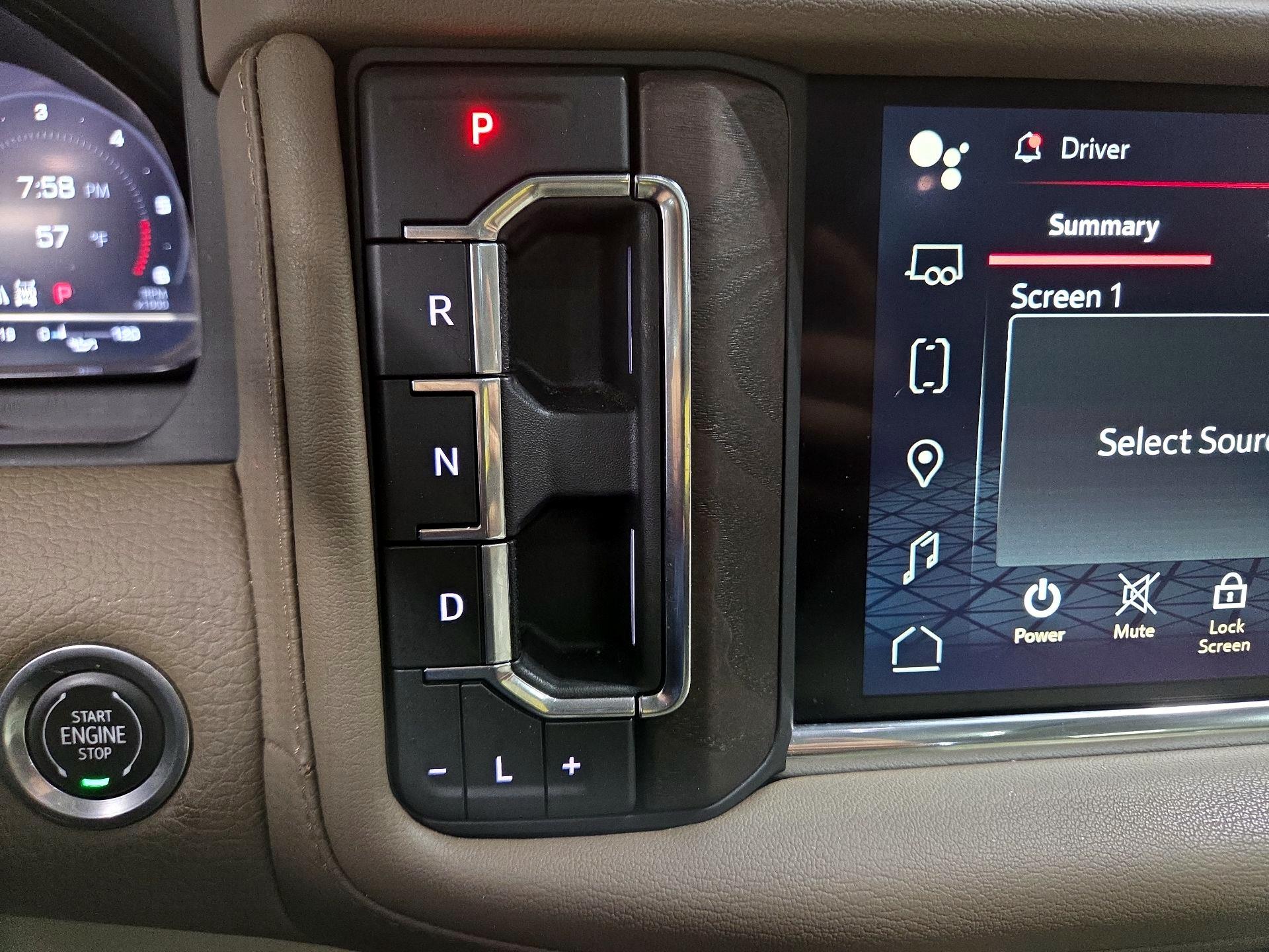 Thumbnail: 2023 GMC Yukon - 17