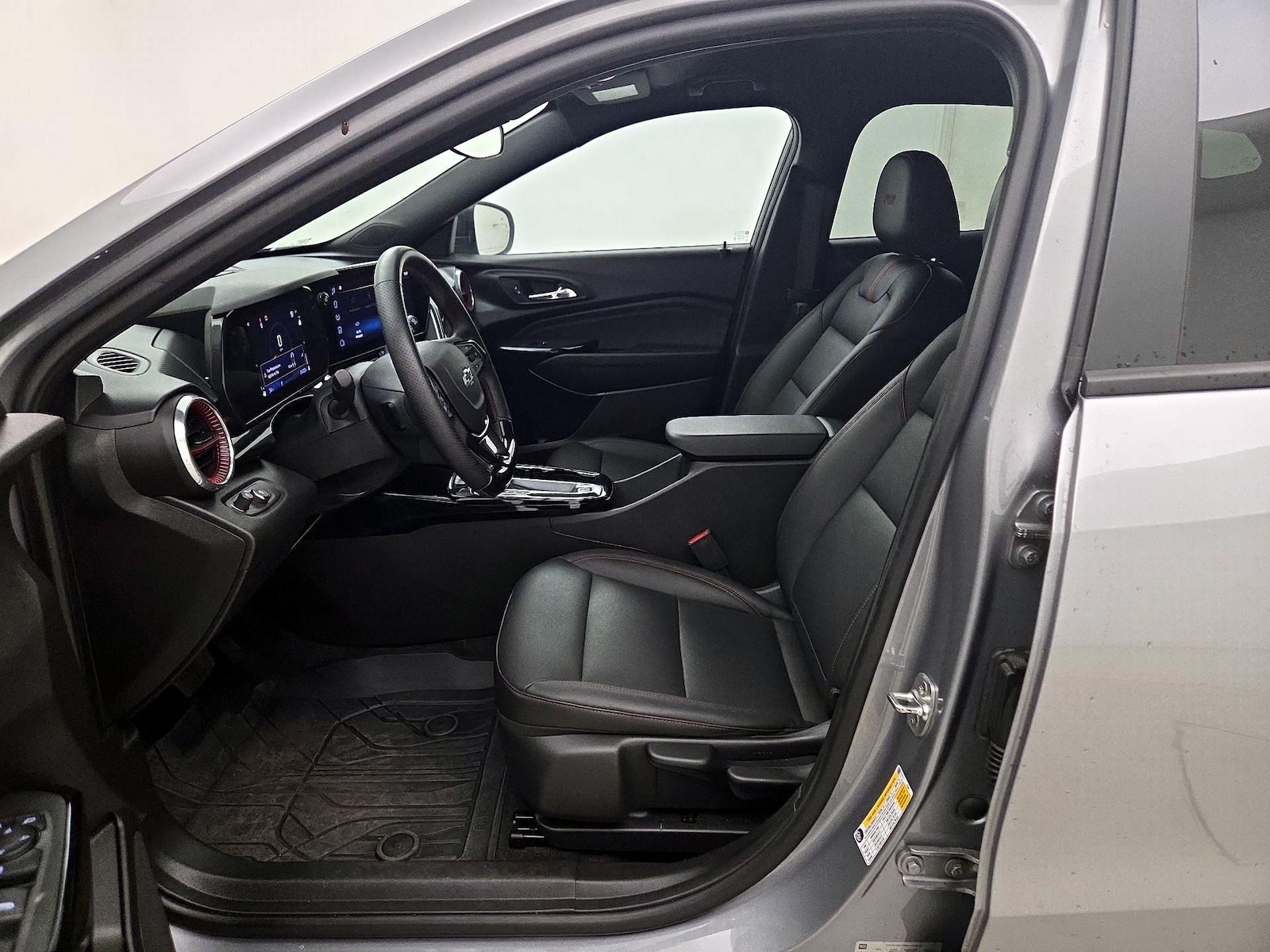 2024 Chevrolet Trax RS - Photo 12