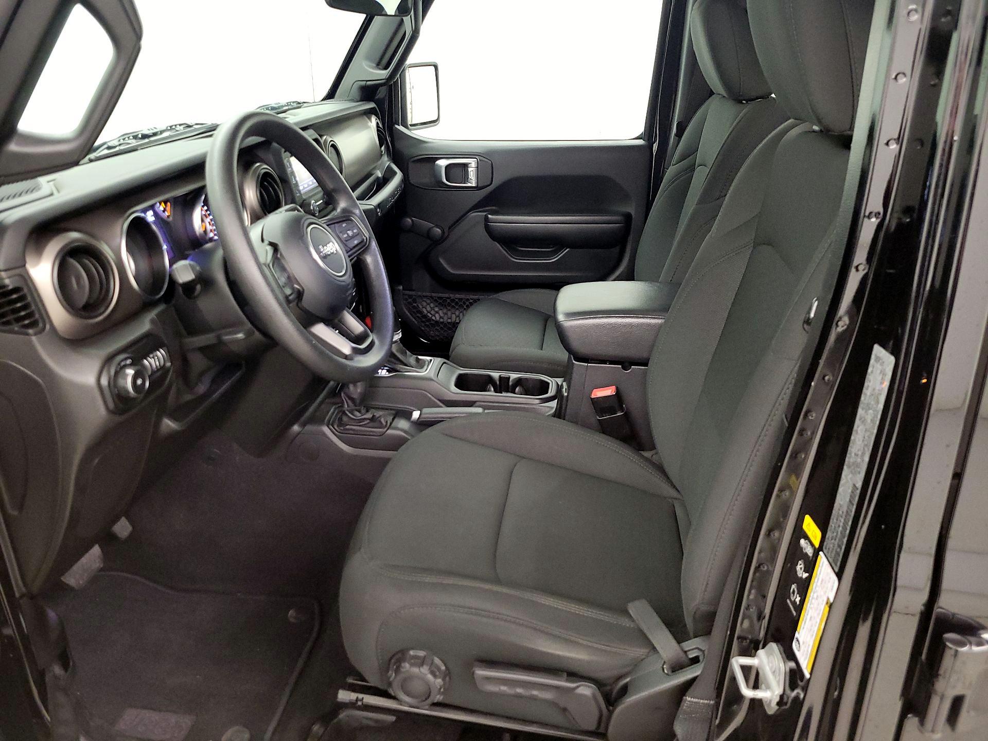 Thumbnail: 2020 Jeep Wrangler - 11