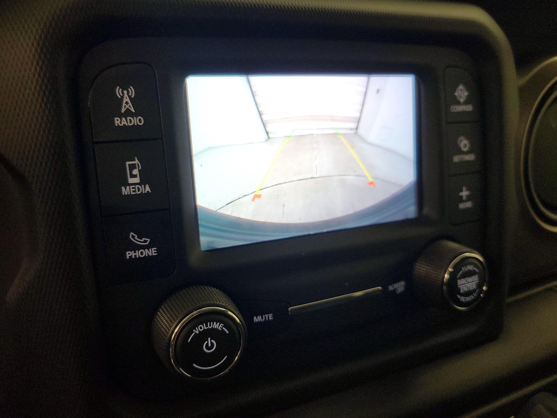 Thumbnail: 2020 Jeep Wrangler - 14