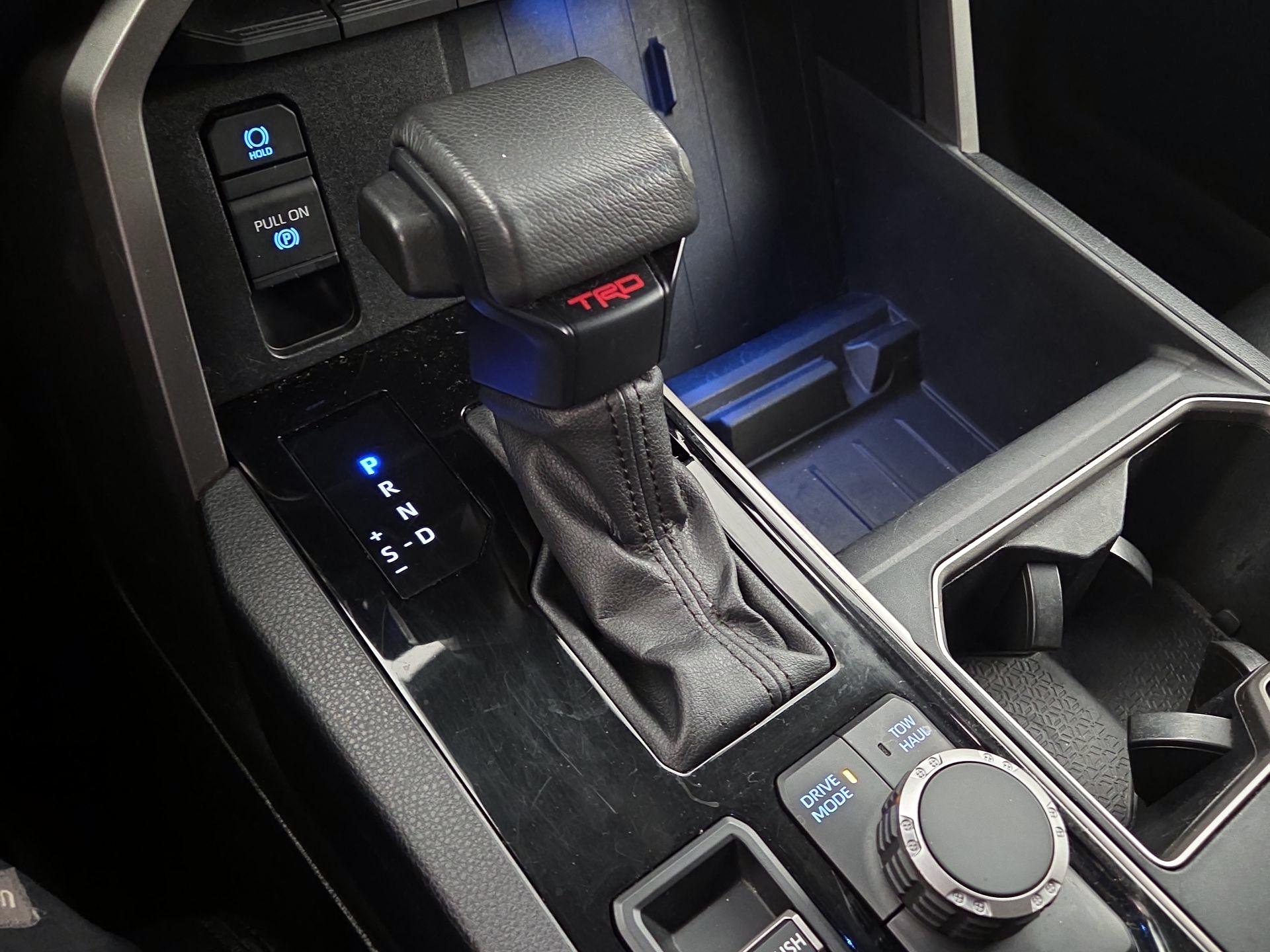 Thumbnail: 2022 Toyota Tundra - 18