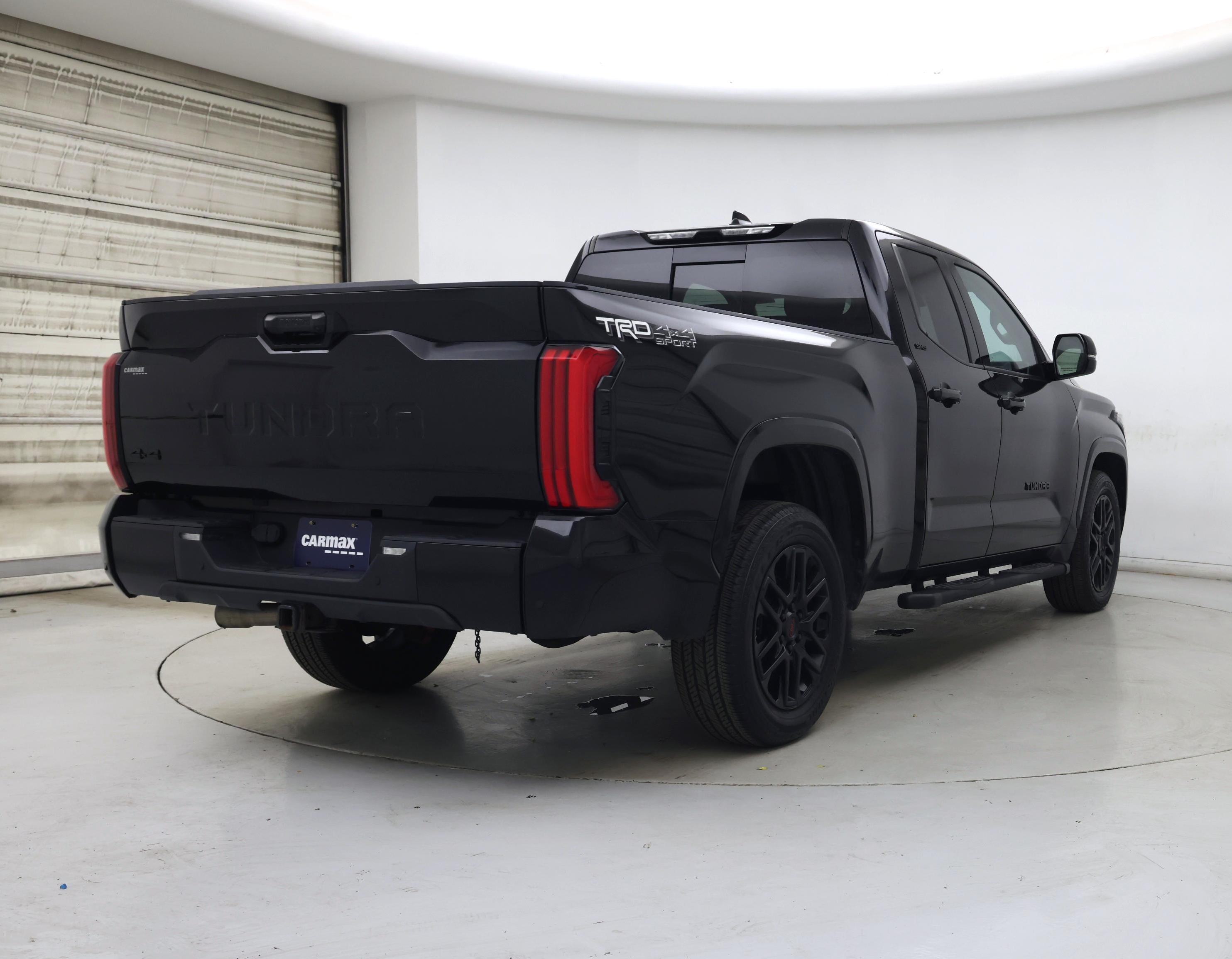 Thumbnail: 2022 Toyota Tundra - 8