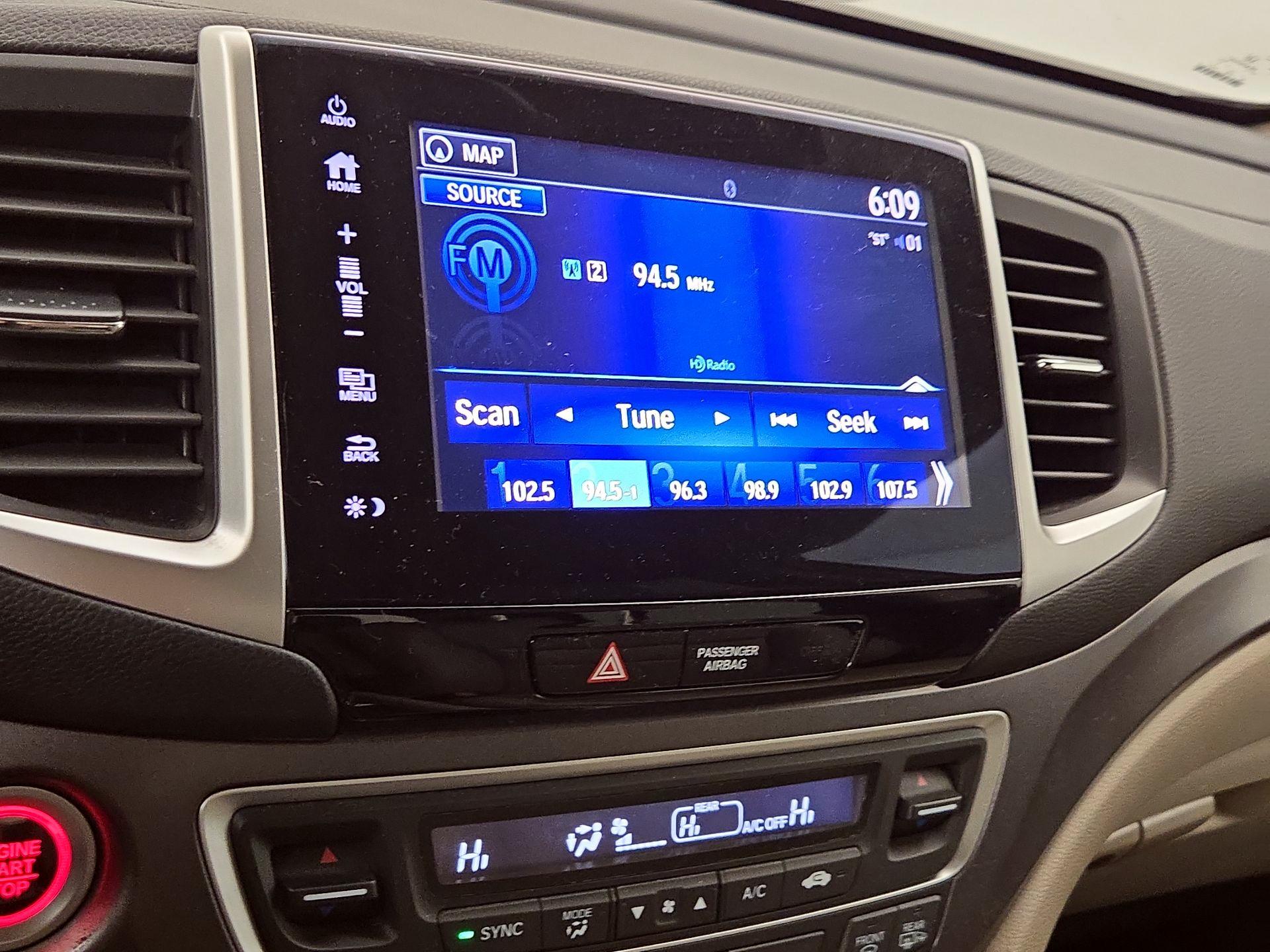 Thumbnail: 2017 Honda Ridgeline - 16