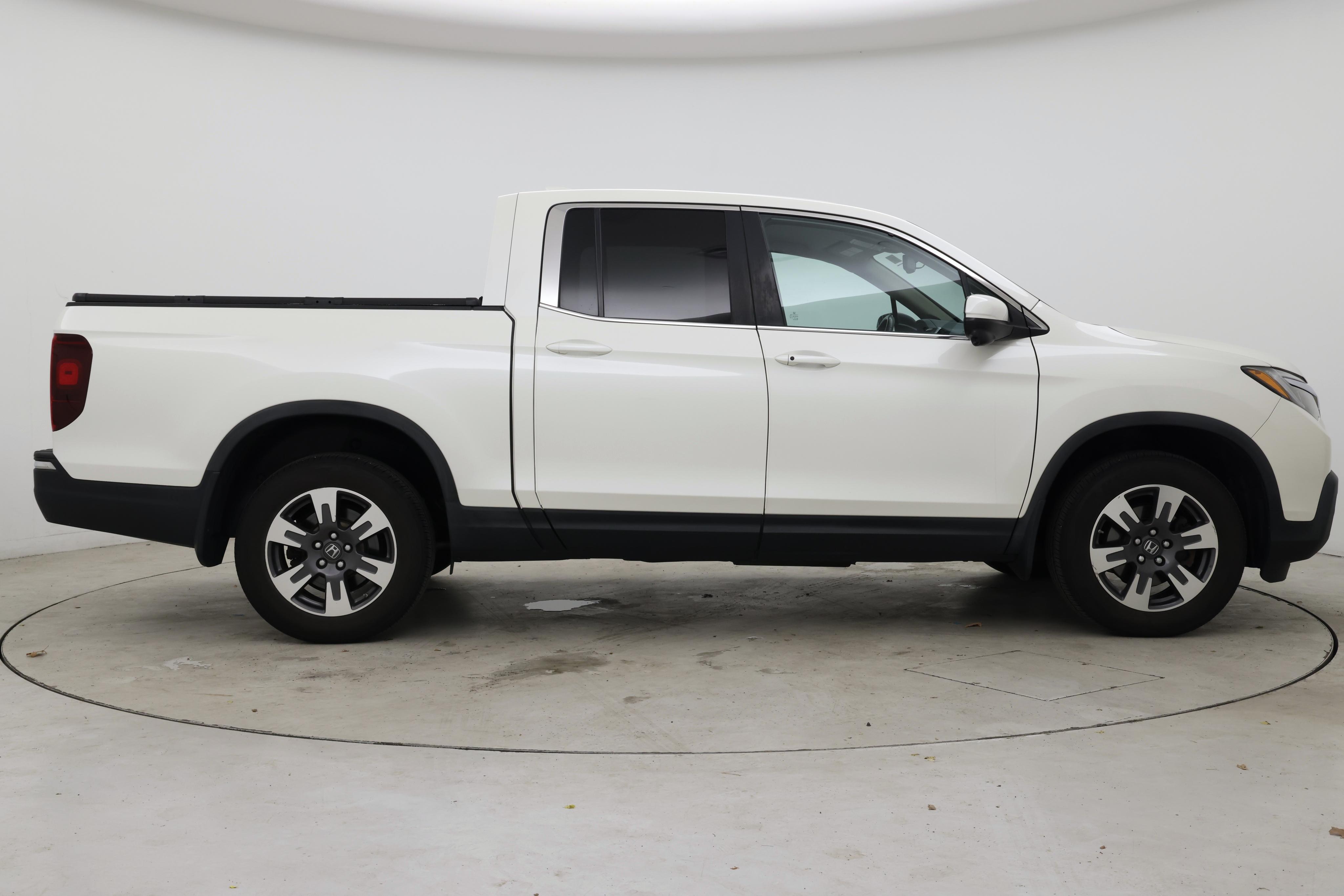 Thumbnail: 2017 Honda Ridgeline - 7