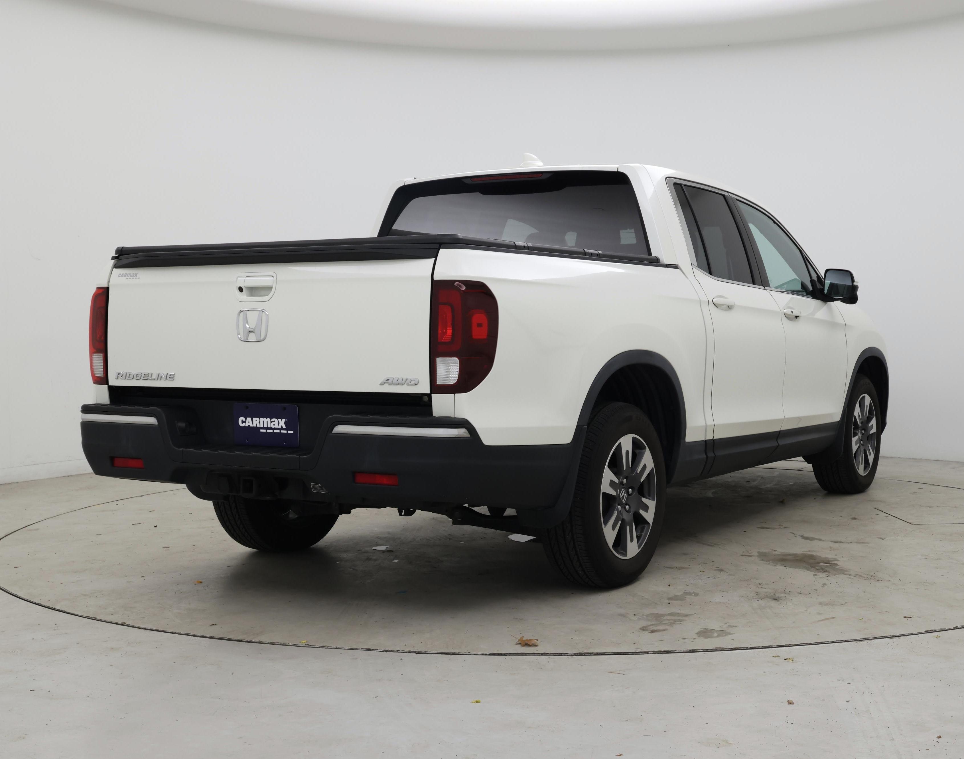 Thumbnail: 2017 Honda Ridgeline - 8