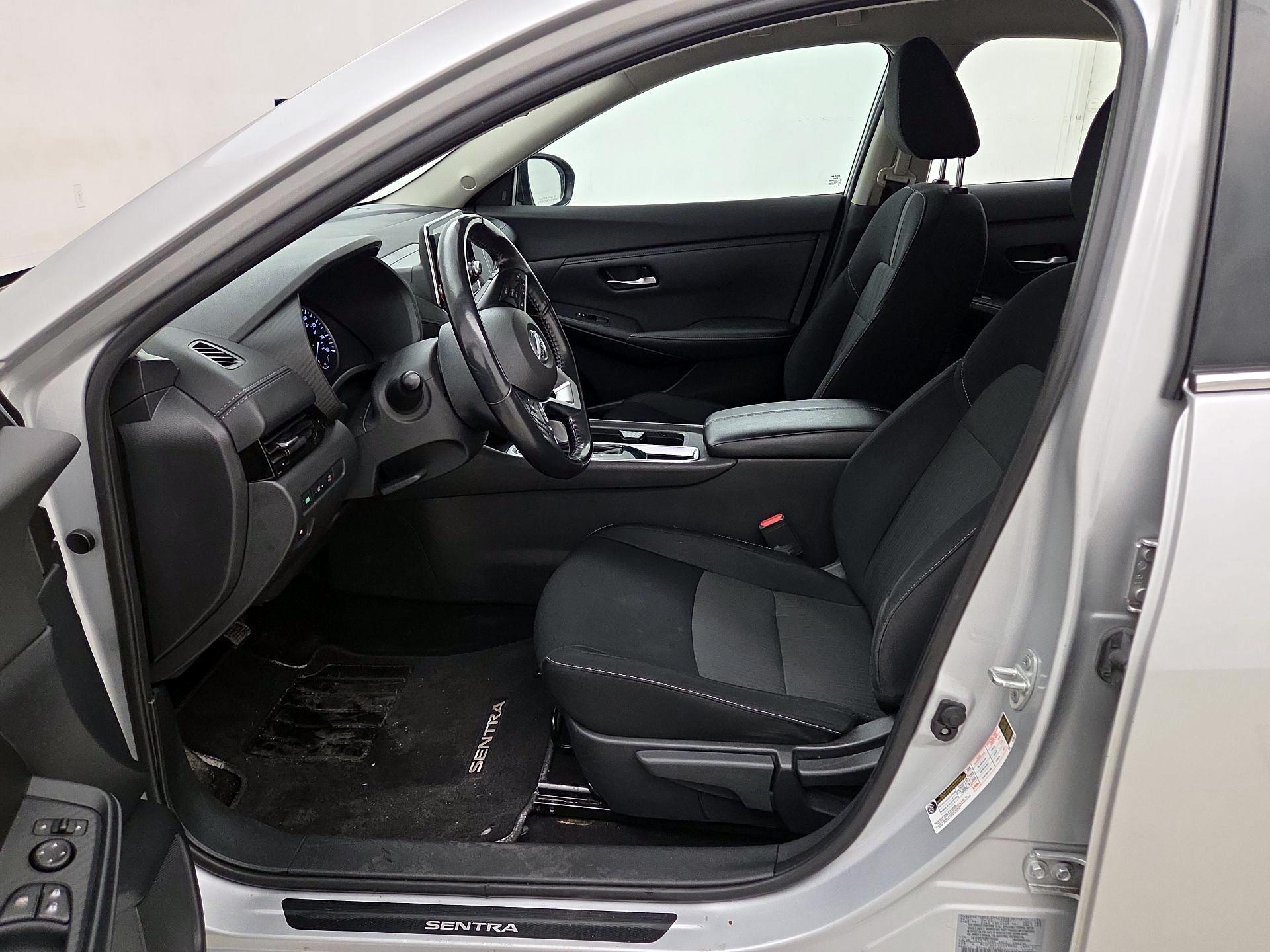 Thumbnail: 2021 Nissan Sentra - 11