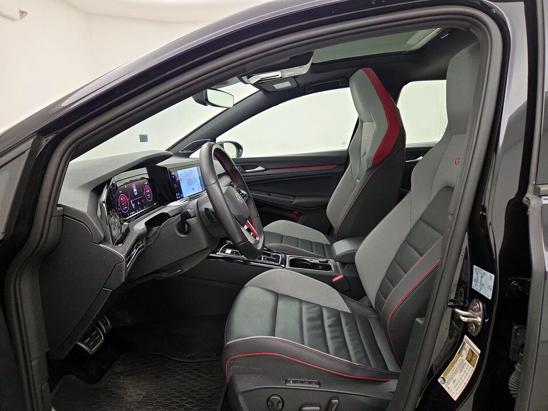 Thumbnail: 2024 Volkswagen Golf - 11