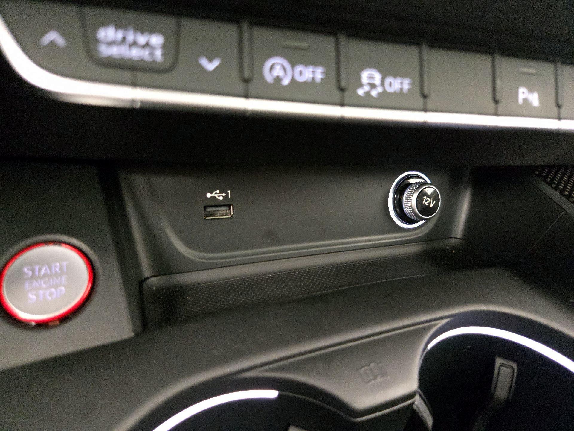 Thumbnail: 2019 Audi S4 - 19