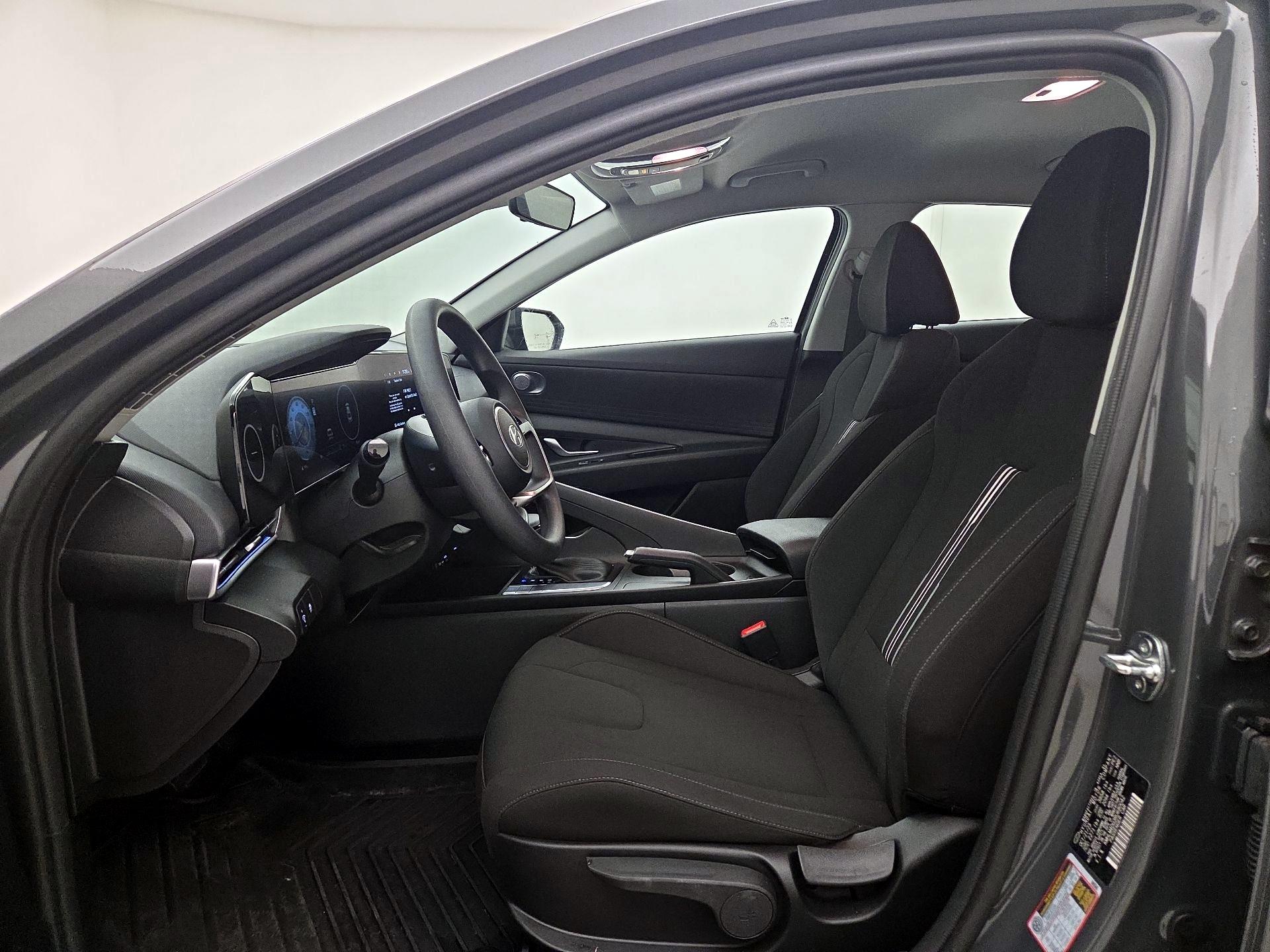 Thumbnail: 2024 Hyundai Elantra - 11