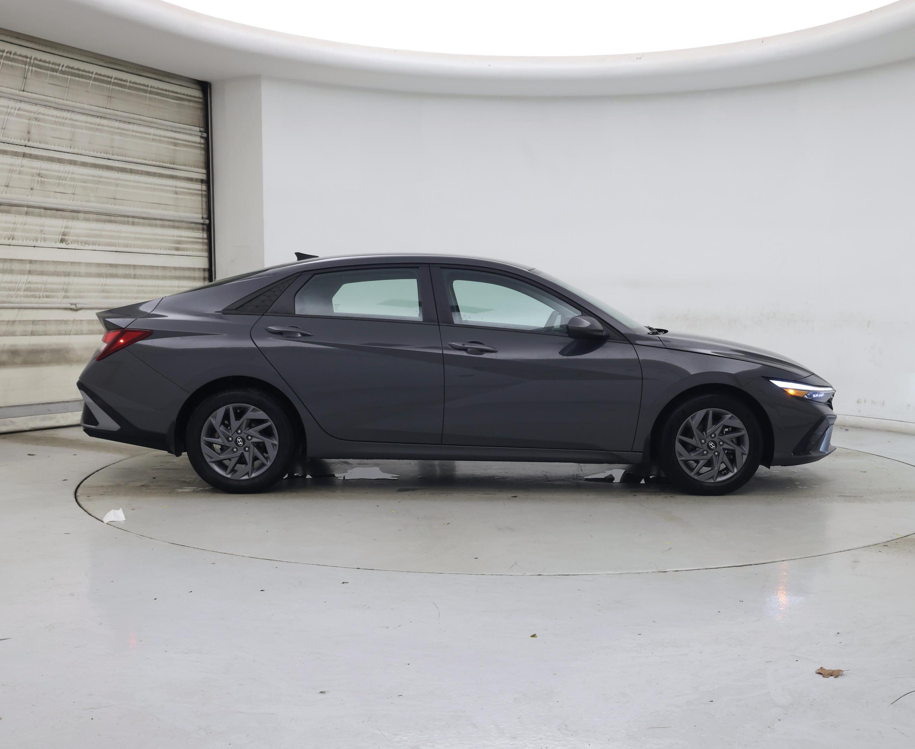 Thumbnail: 2024 Hyundai Elantra - 7