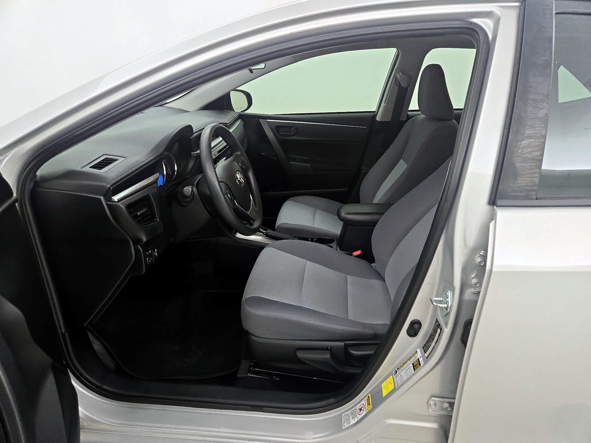 Thumbnail: 2015 Toyota Corolla - 11