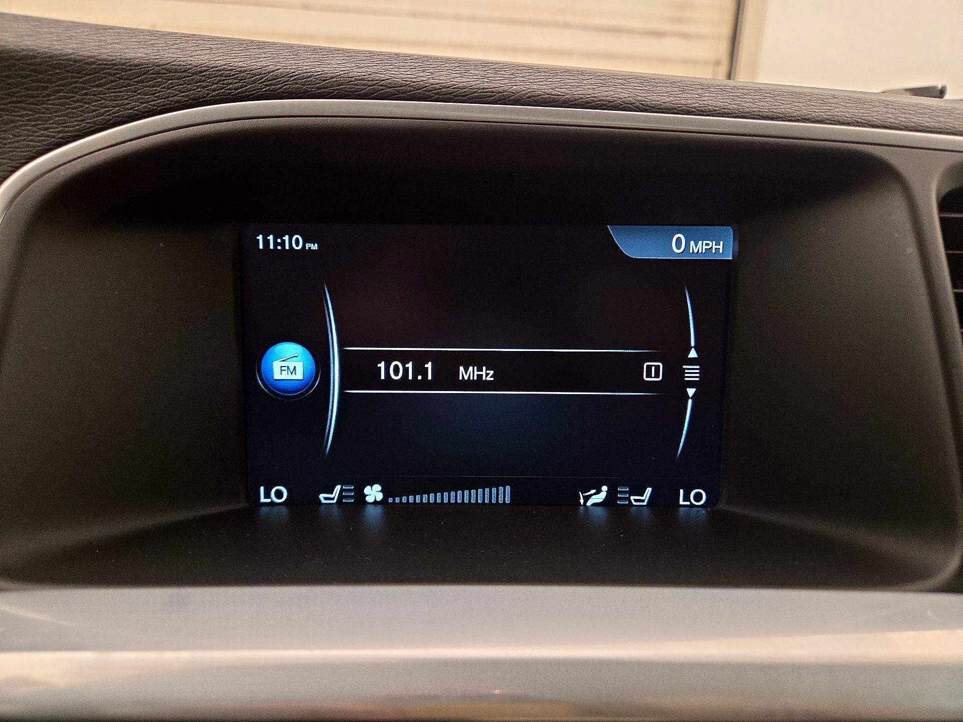 Thumbnail: 2016 Volvo S60 - 16