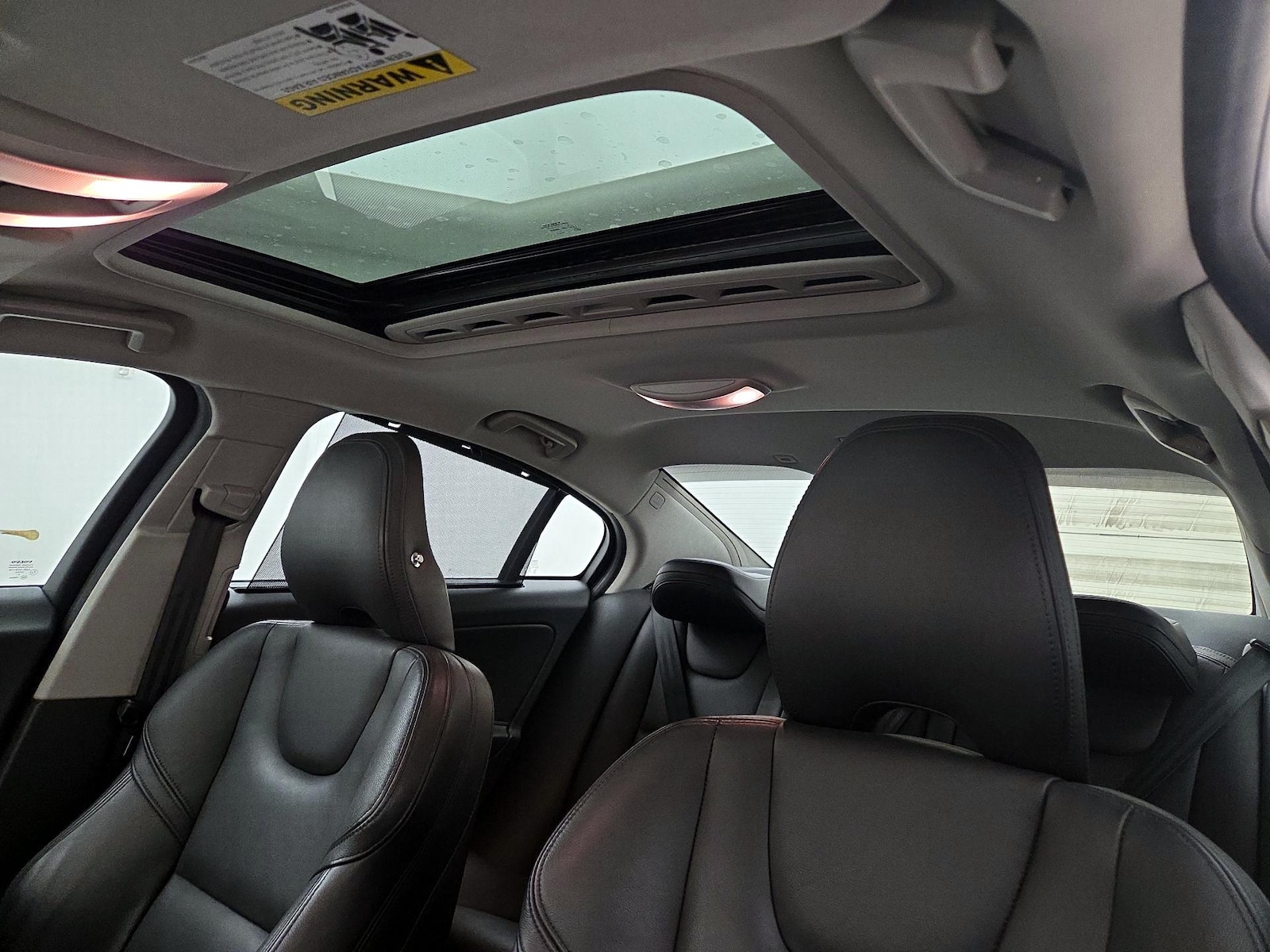 Sunroof(s) & Overhead Airbags