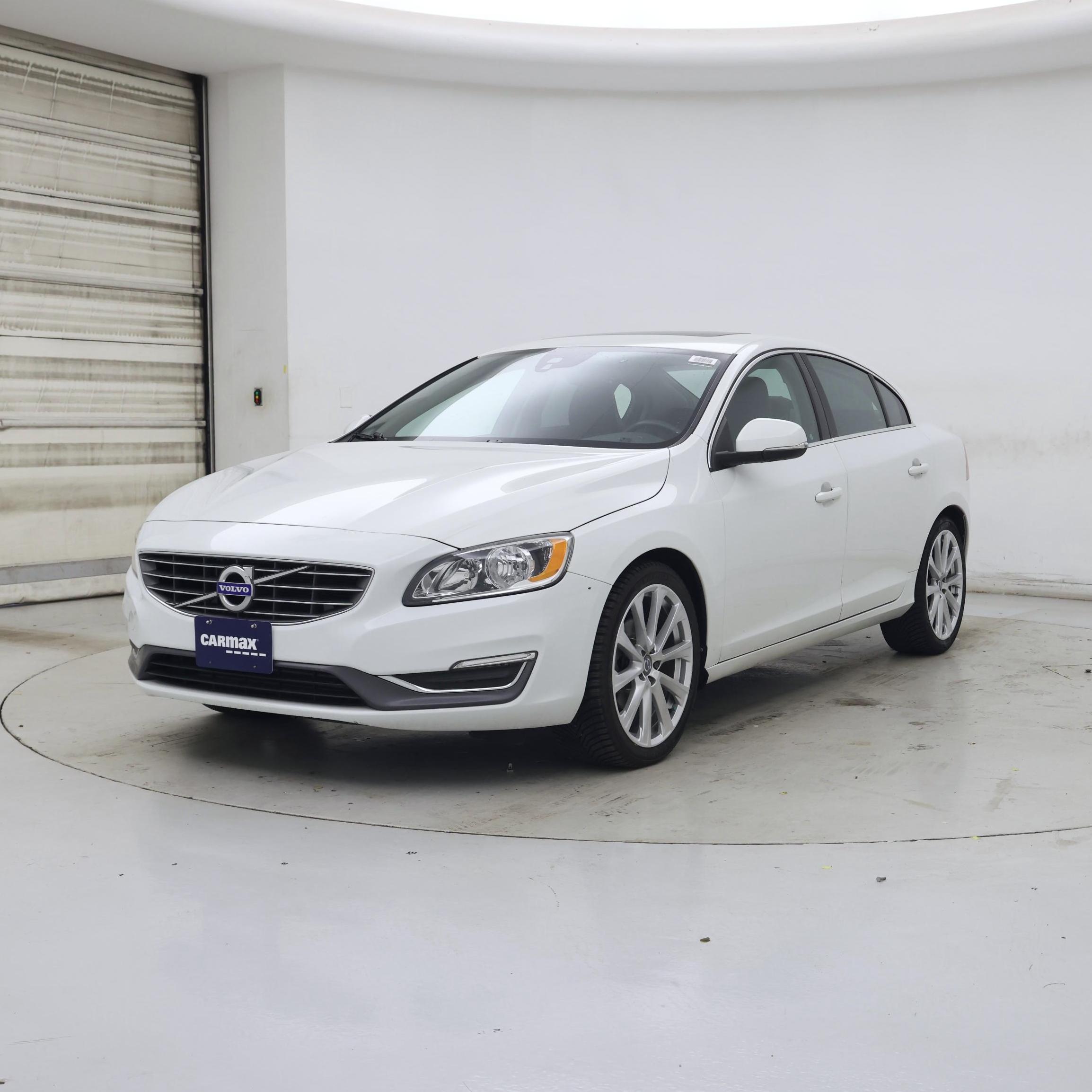 Thumbnail: 2016 Volvo S60 - 4