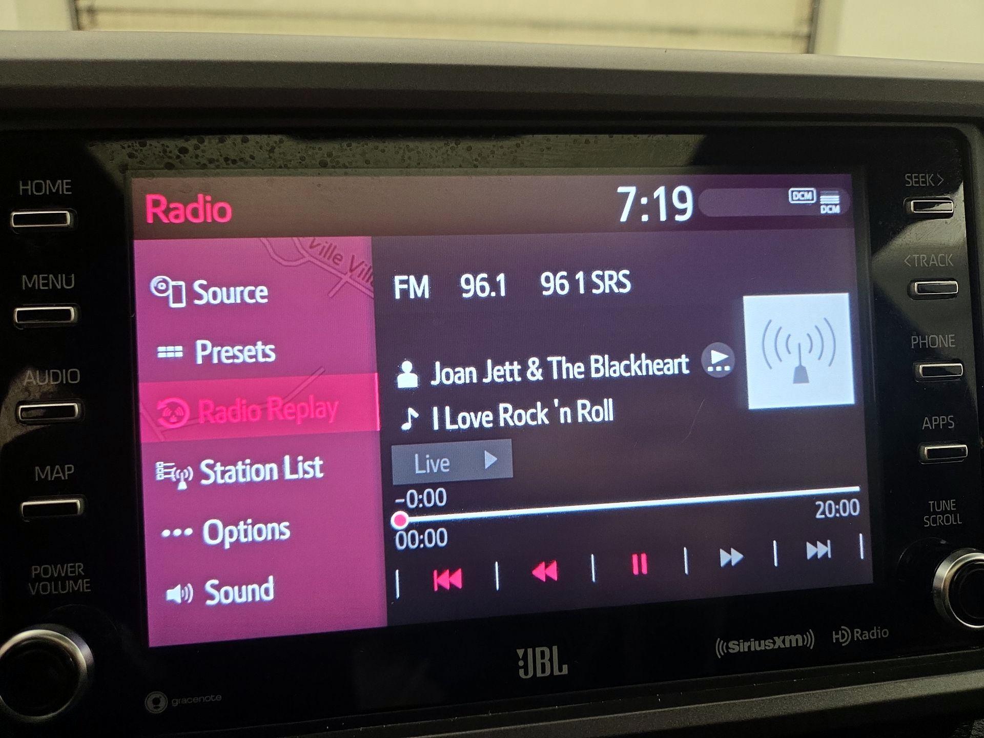 Thumbnail: 2021 Toyota Tacoma - 16