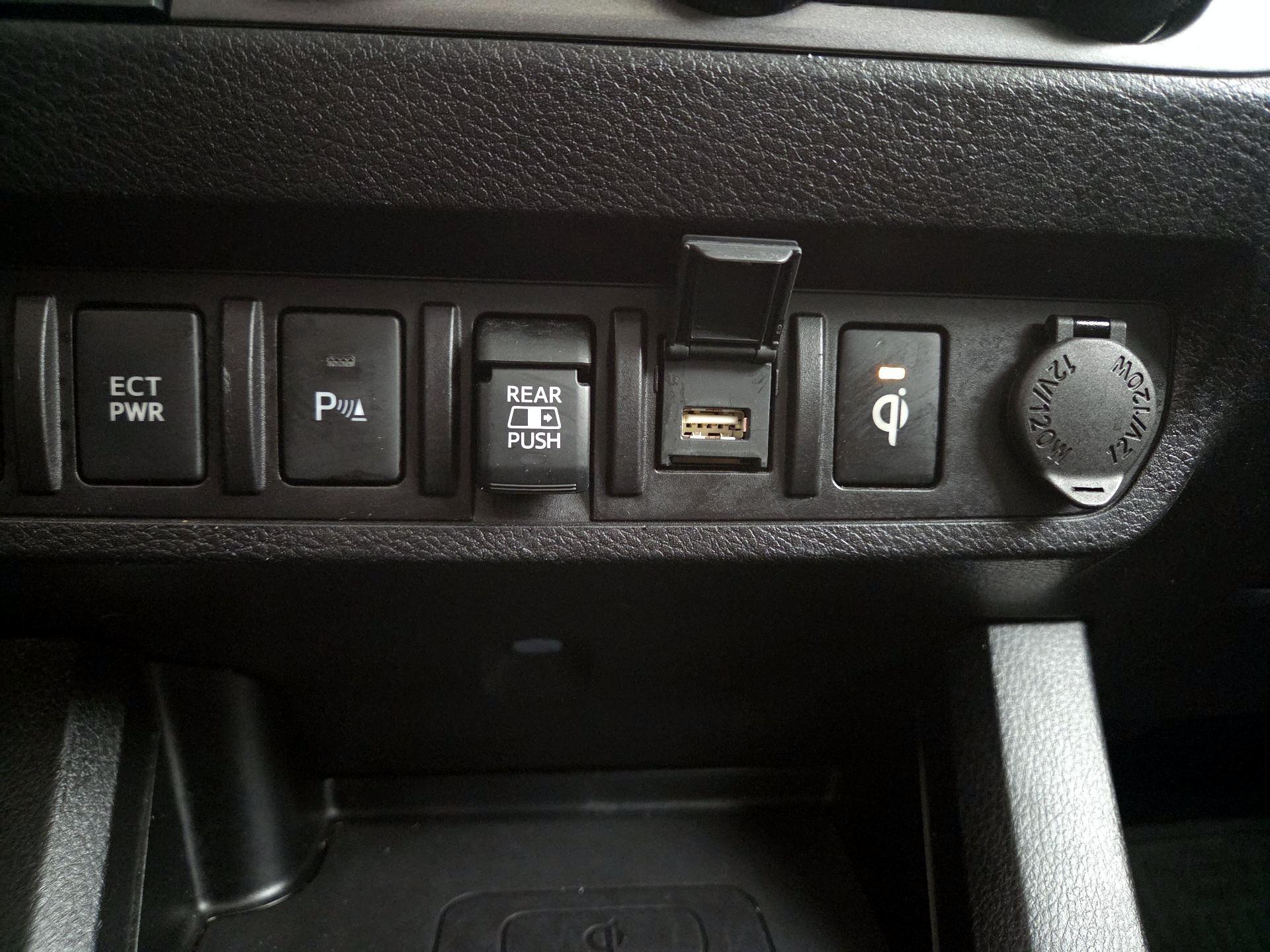 Thumbnail: 2021 Toyota Tacoma - 19