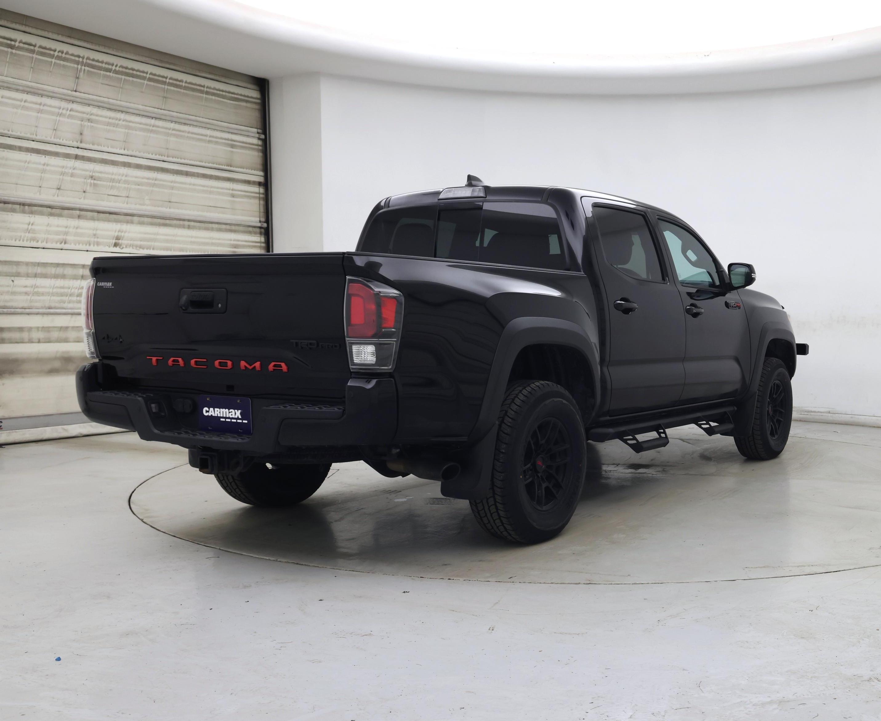 Thumbnail: 2021 Toyota Tacoma - 8