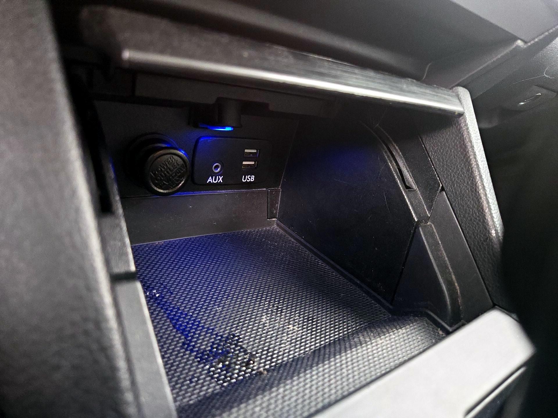 Thumbnail: 2015 Subaru Legacy - 19