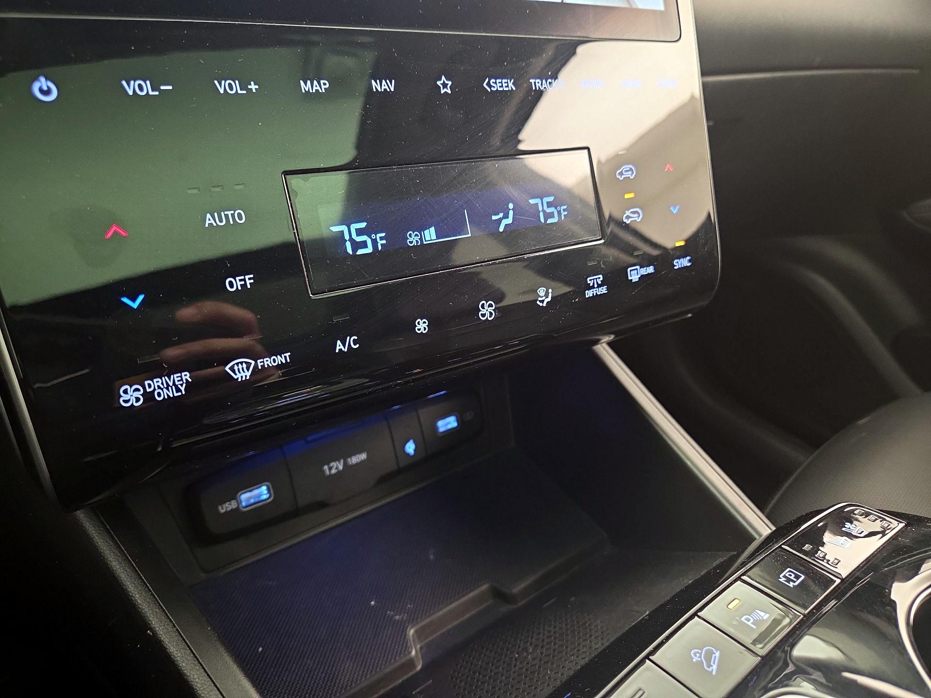 Thumbnail: 2022 Hyundai Tucson - 17