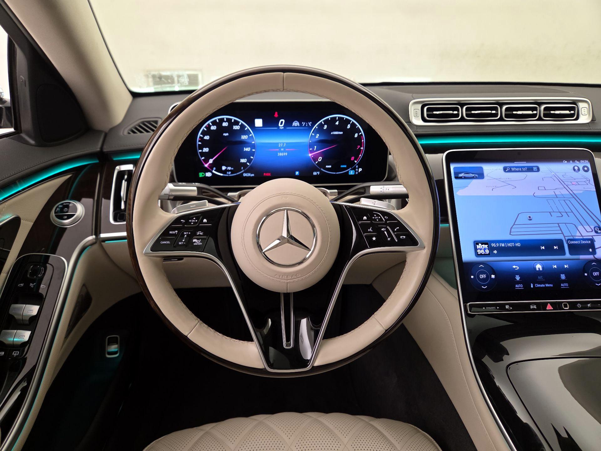 Thumbnail: 2022 Mercedes-Benz S-Class - 10