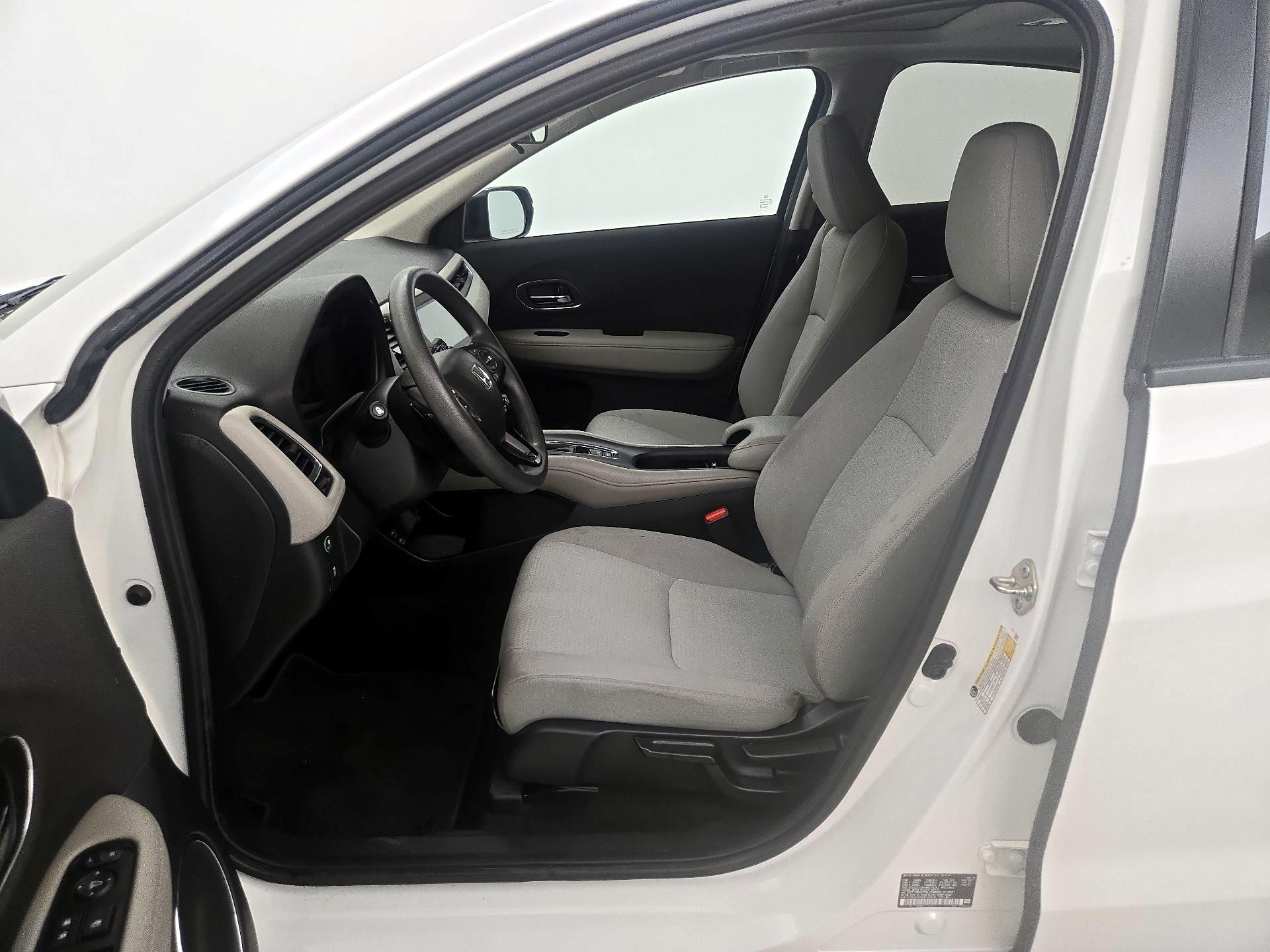Thumbnail: 2019 Honda HR-V - 11