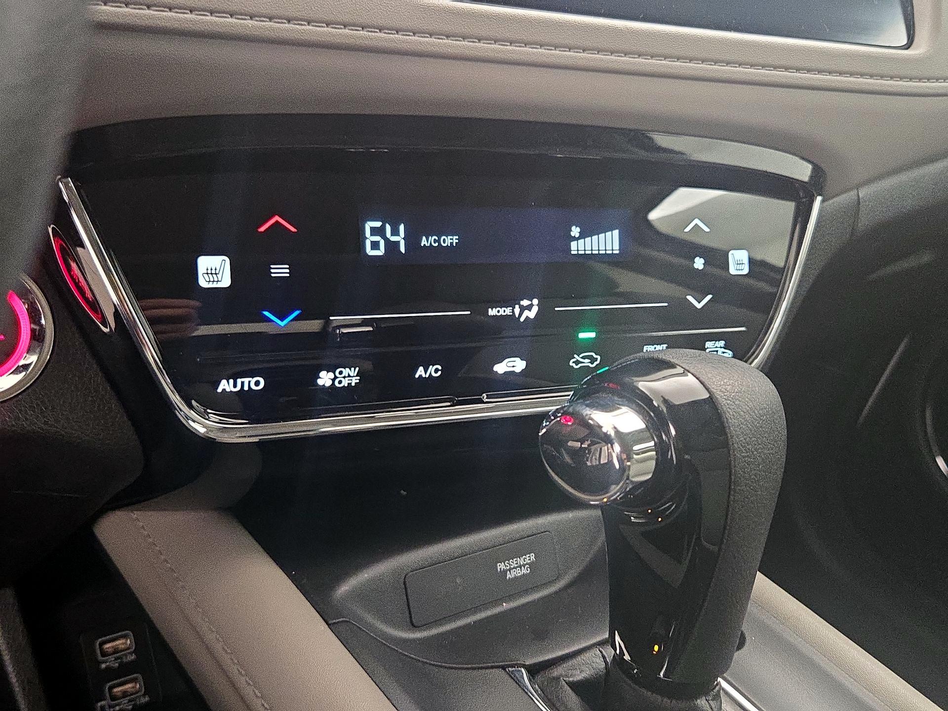 Thumbnail: 2019 Honda HR-V - 16