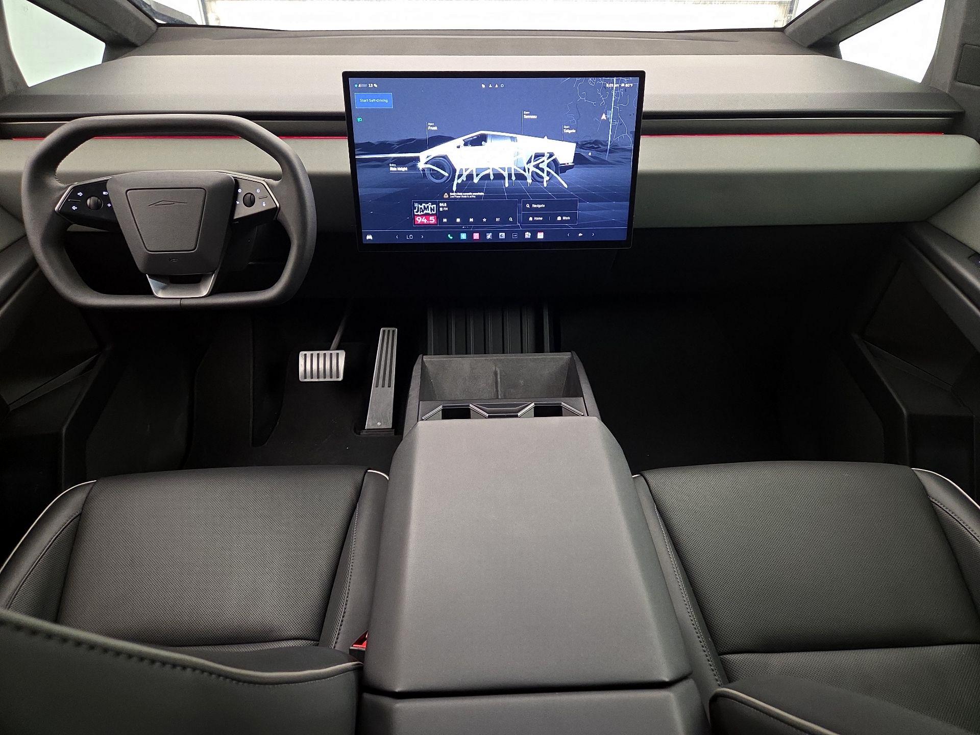 Thumbnail: 2025 Tesla Cybertruck - 9