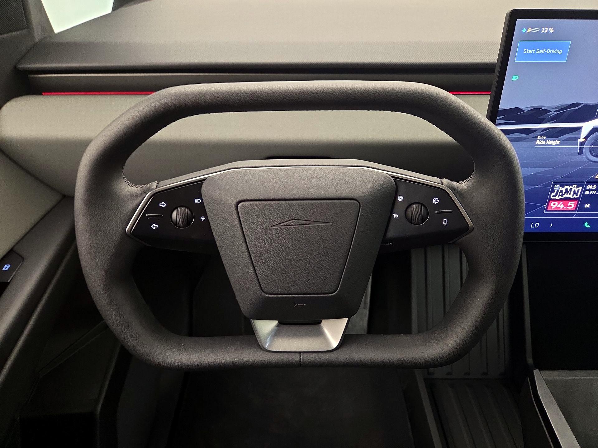 Thumbnail: 2025 Tesla Cybertruck - 10