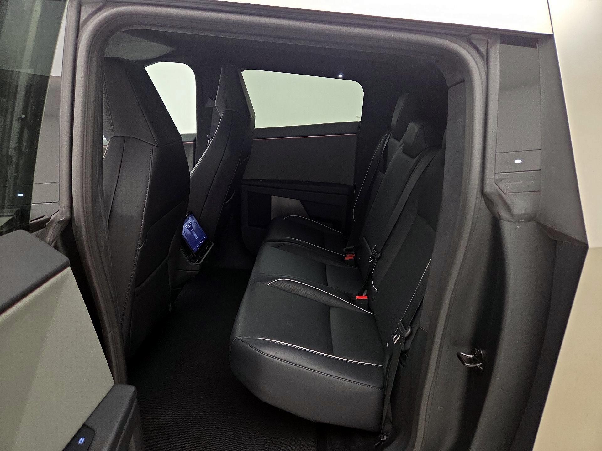 Thumbnail: 2025 Tesla Cybertruck - 19