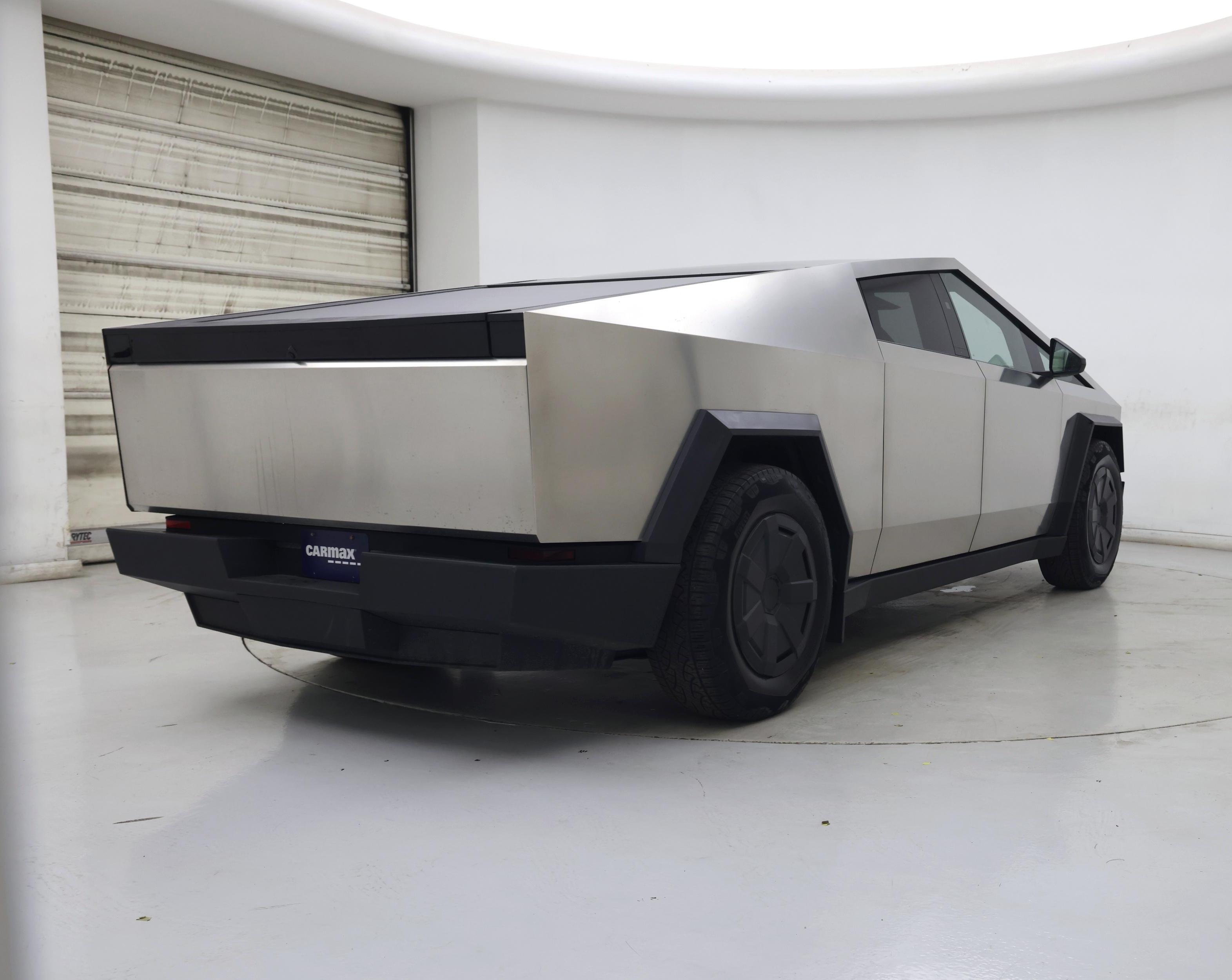 Thumbnail: 2025 Tesla Cybertruck - 8