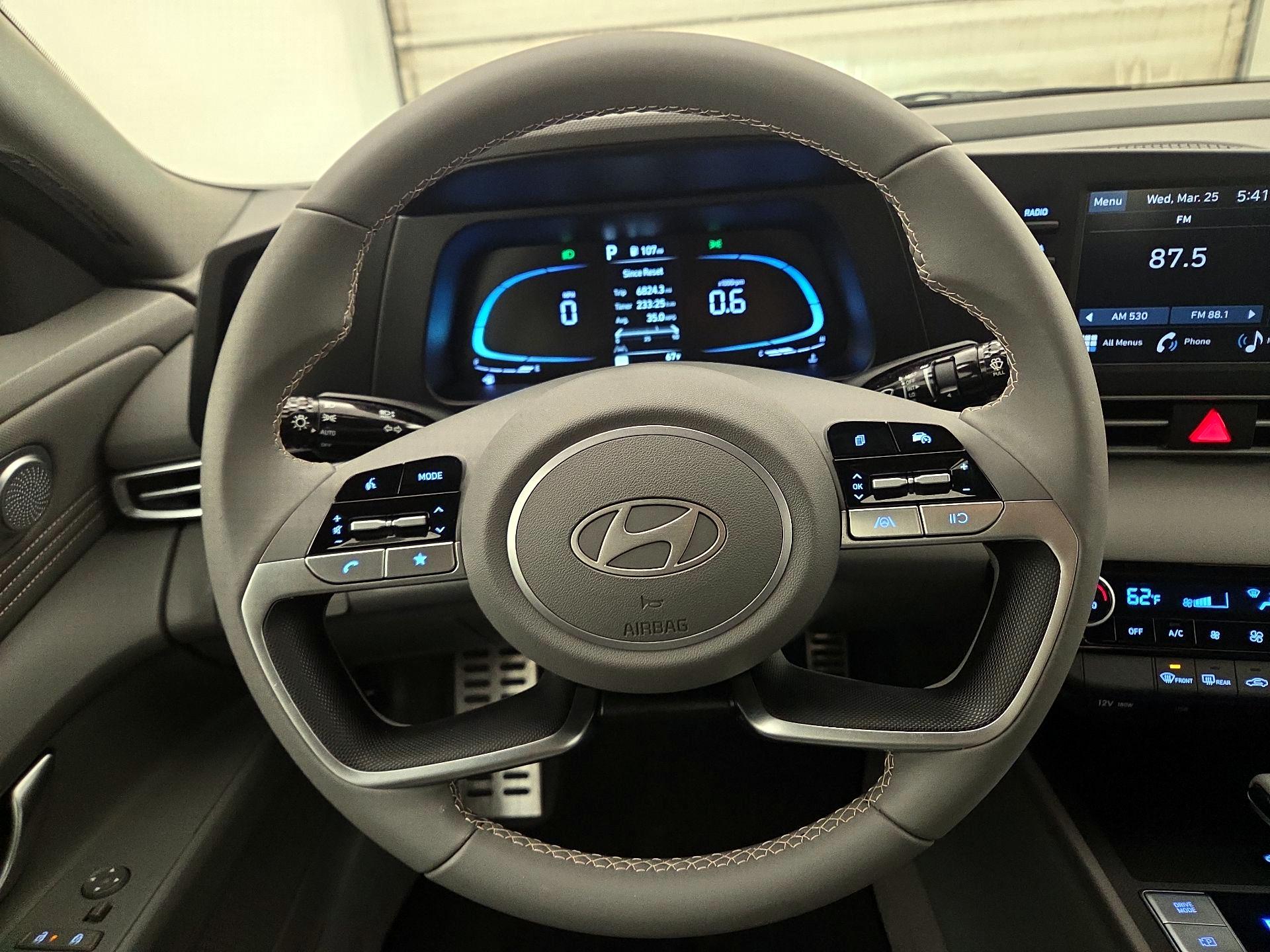Thumbnail: 2025 Hyundai Elantra - 10
