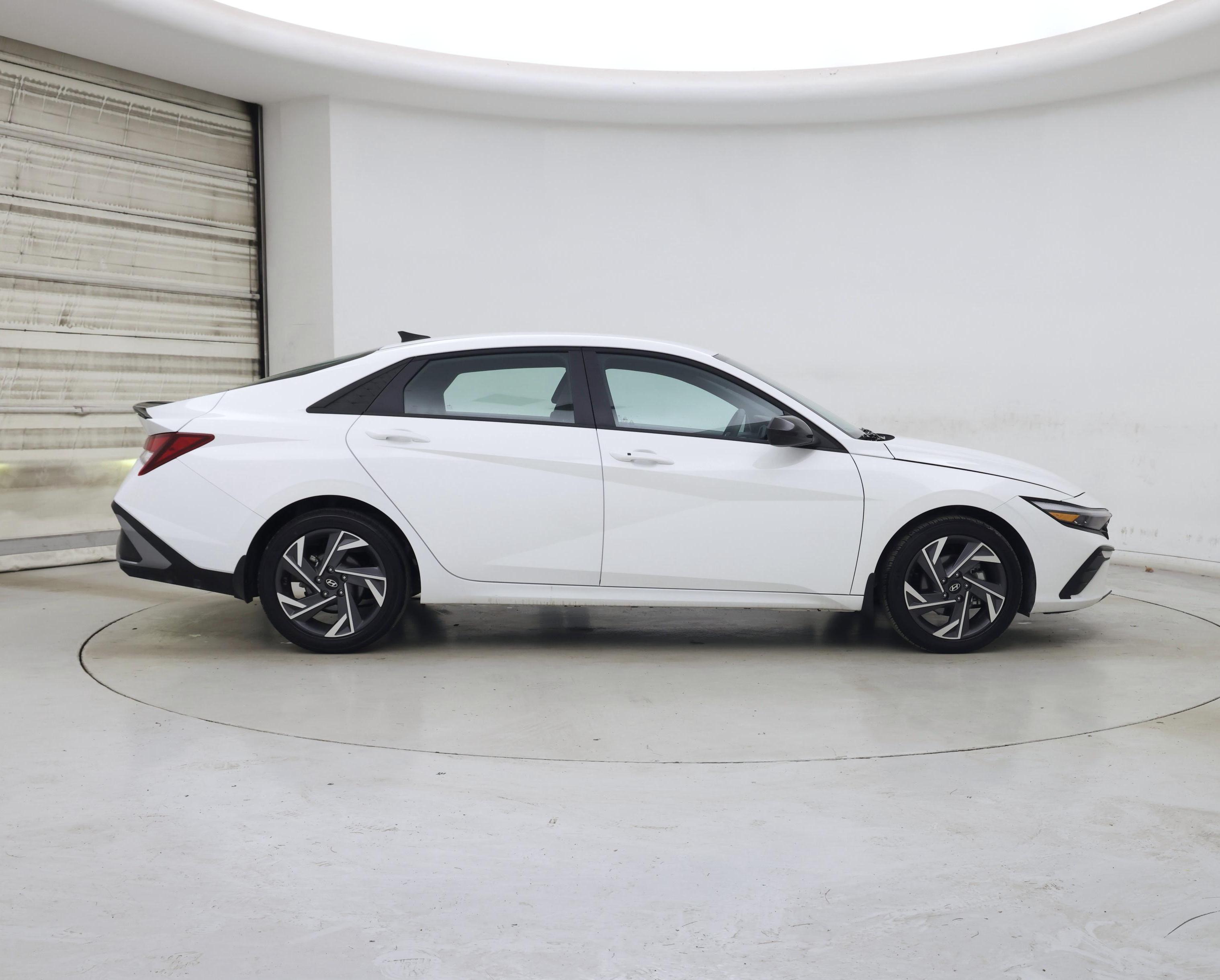 Thumbnail: 2025 Hyundai Elantra - 7