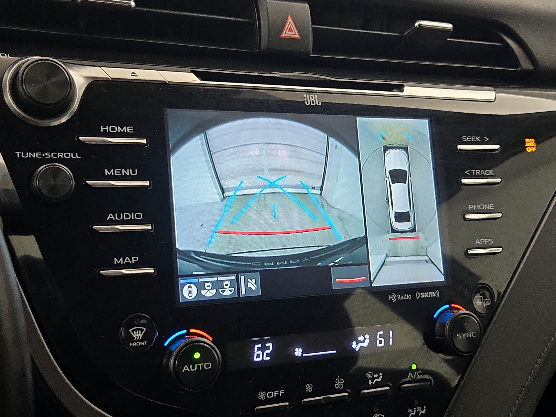 Thumbnail: 2019 Toyota Camry - 15