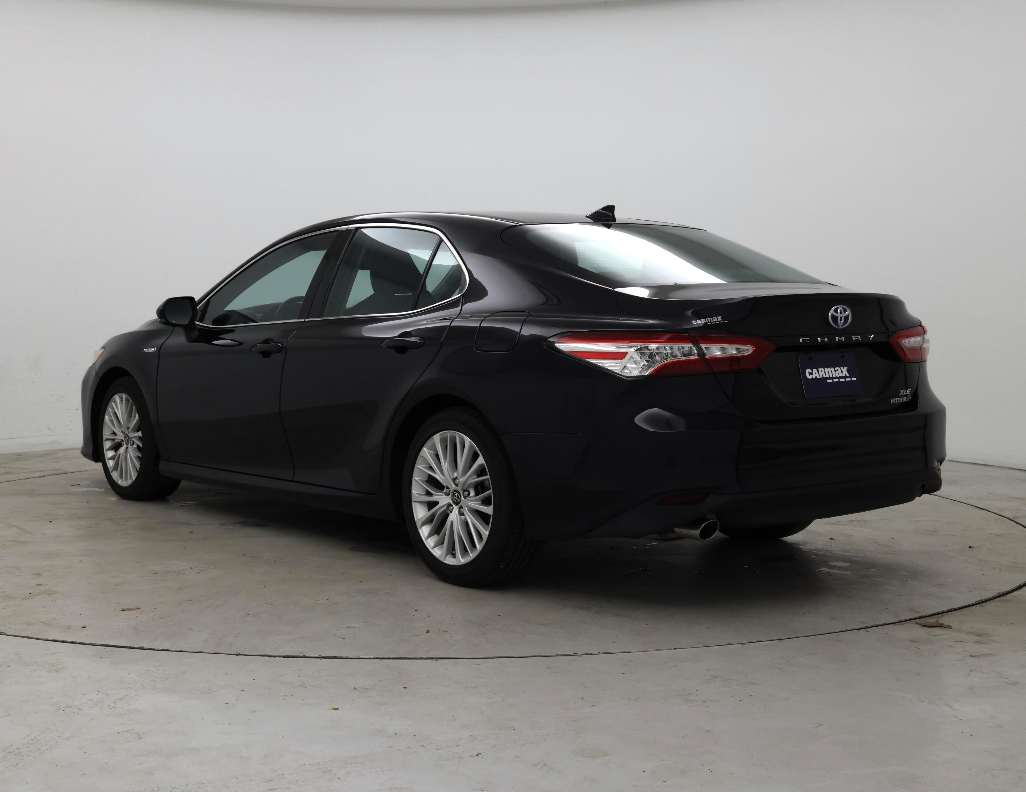 Thumbnail: 2019 Toyota Camry - 2