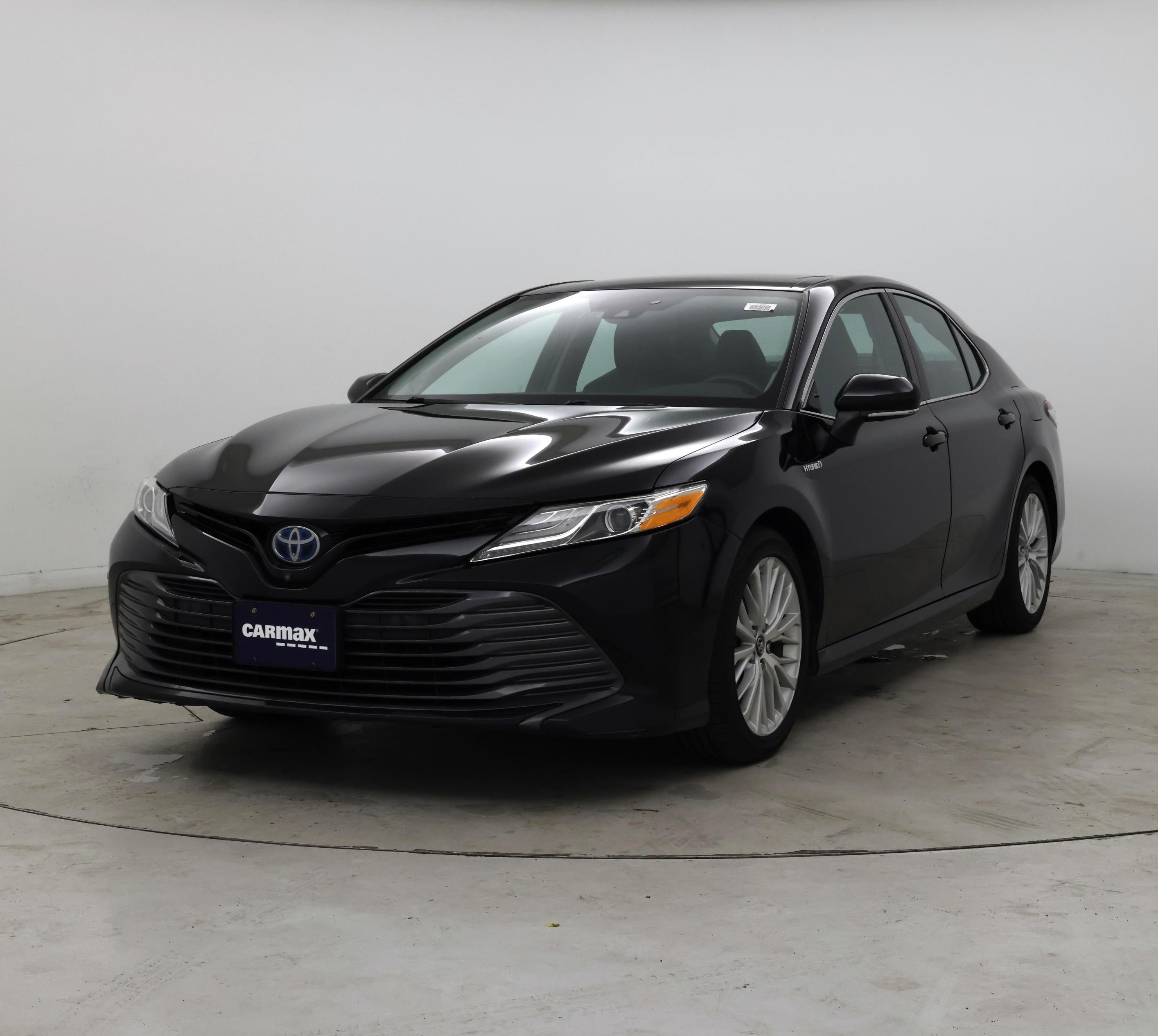 Thumbnail: 2019 Toyota Camry - 4