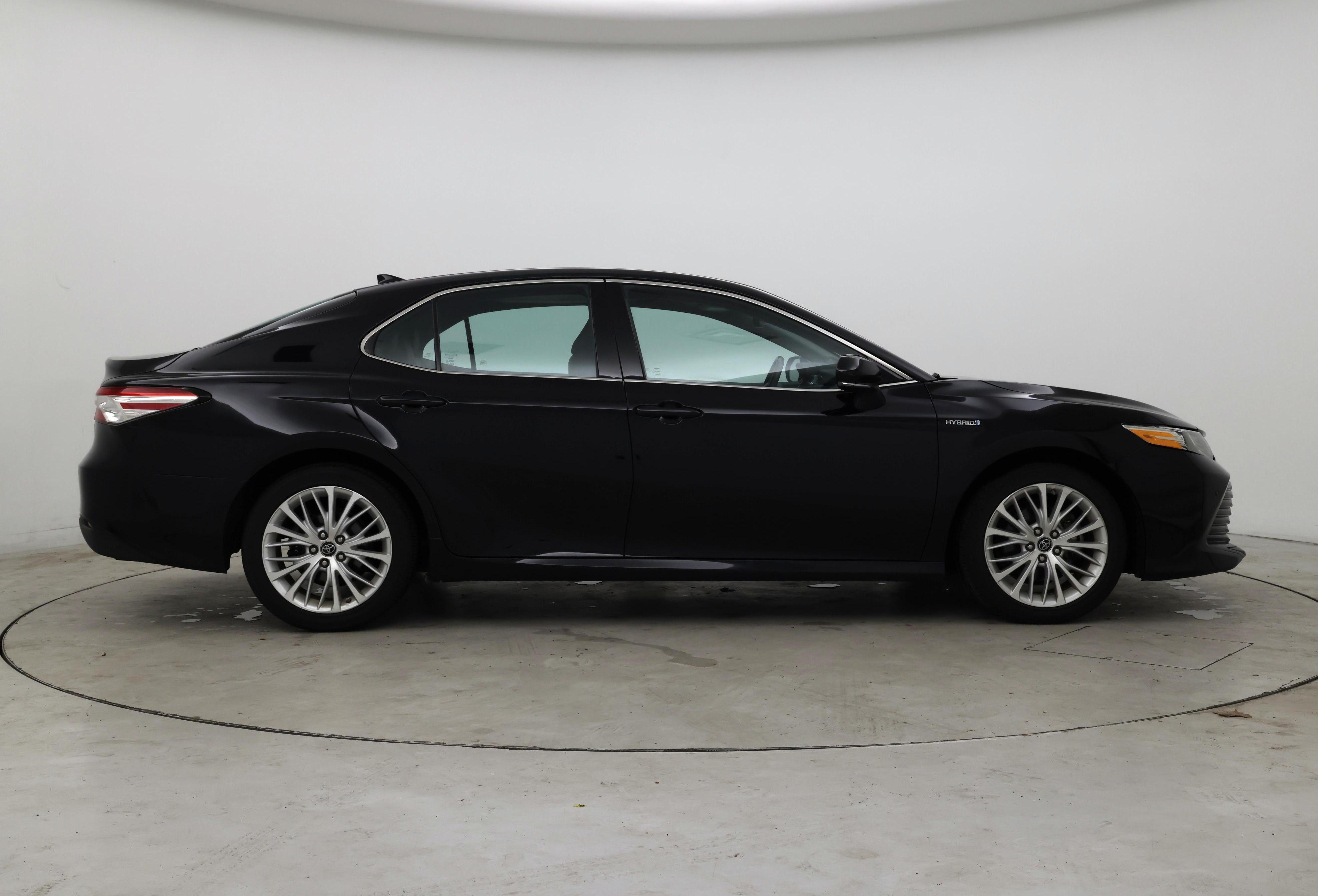 Thumbnail: 2019 Toyota Camry - 7