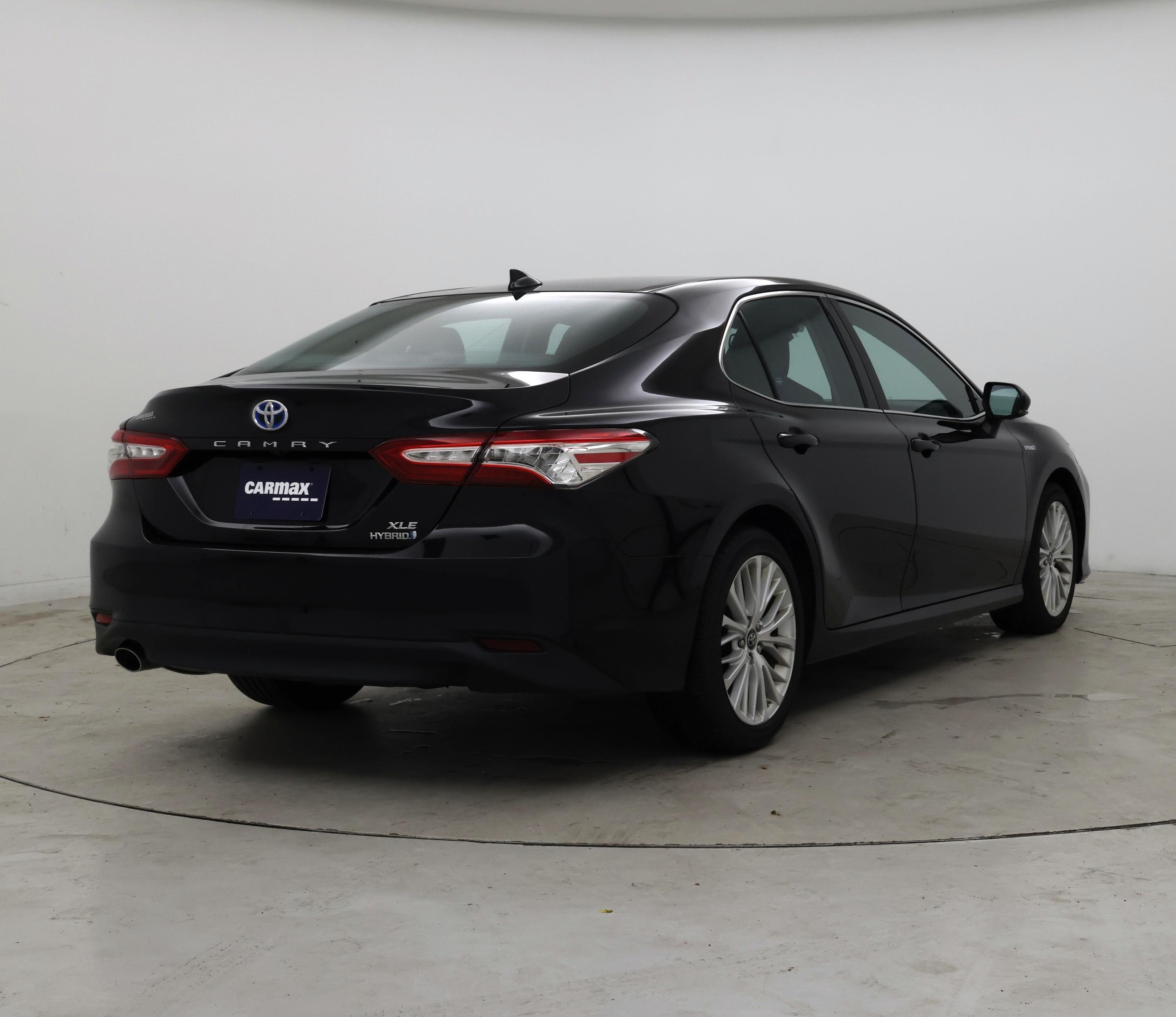 Thumbnail: 2019 Toyota Camry - 8