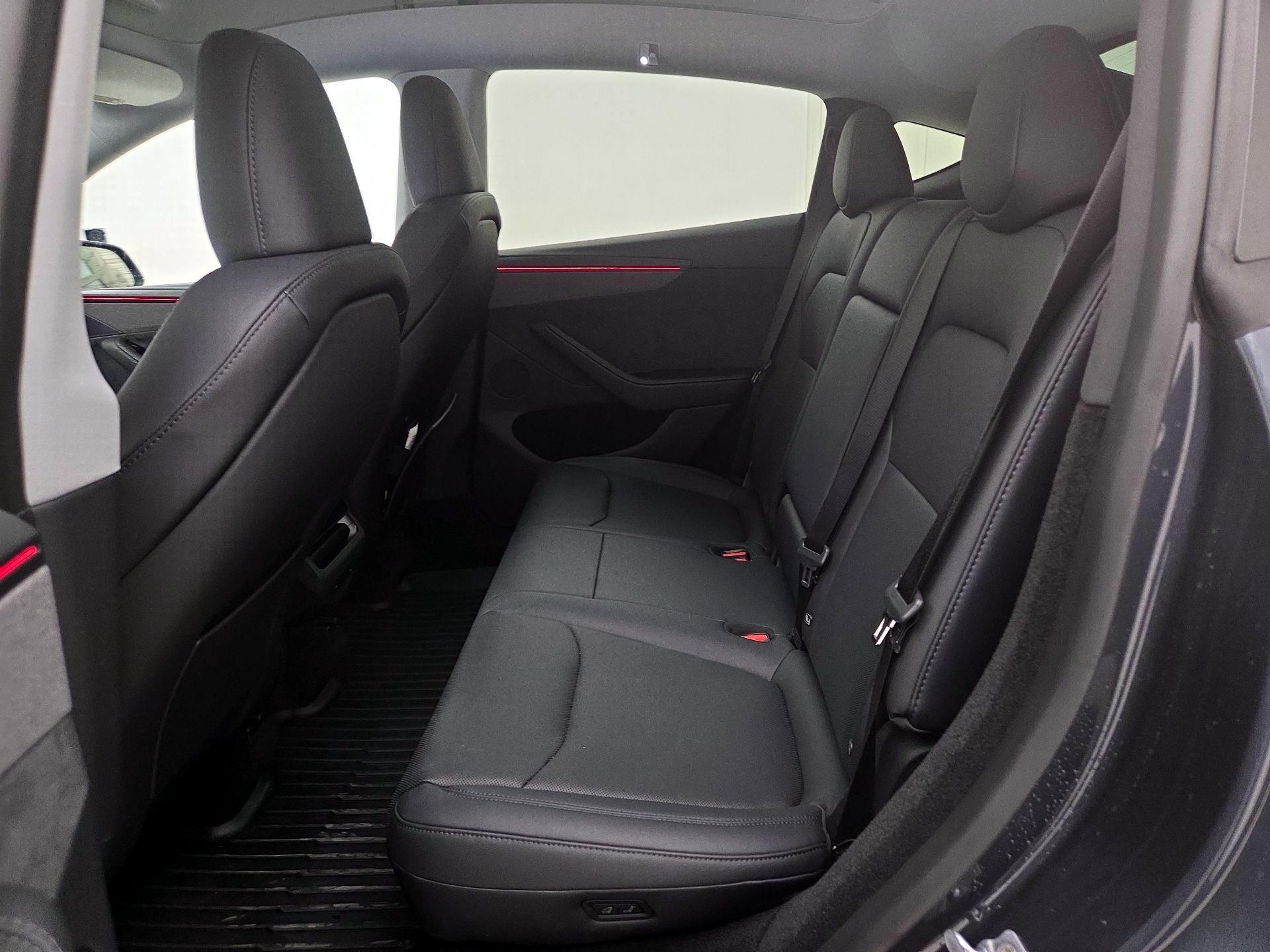 Thumbnail: 2026 Tesla Model Y - 19