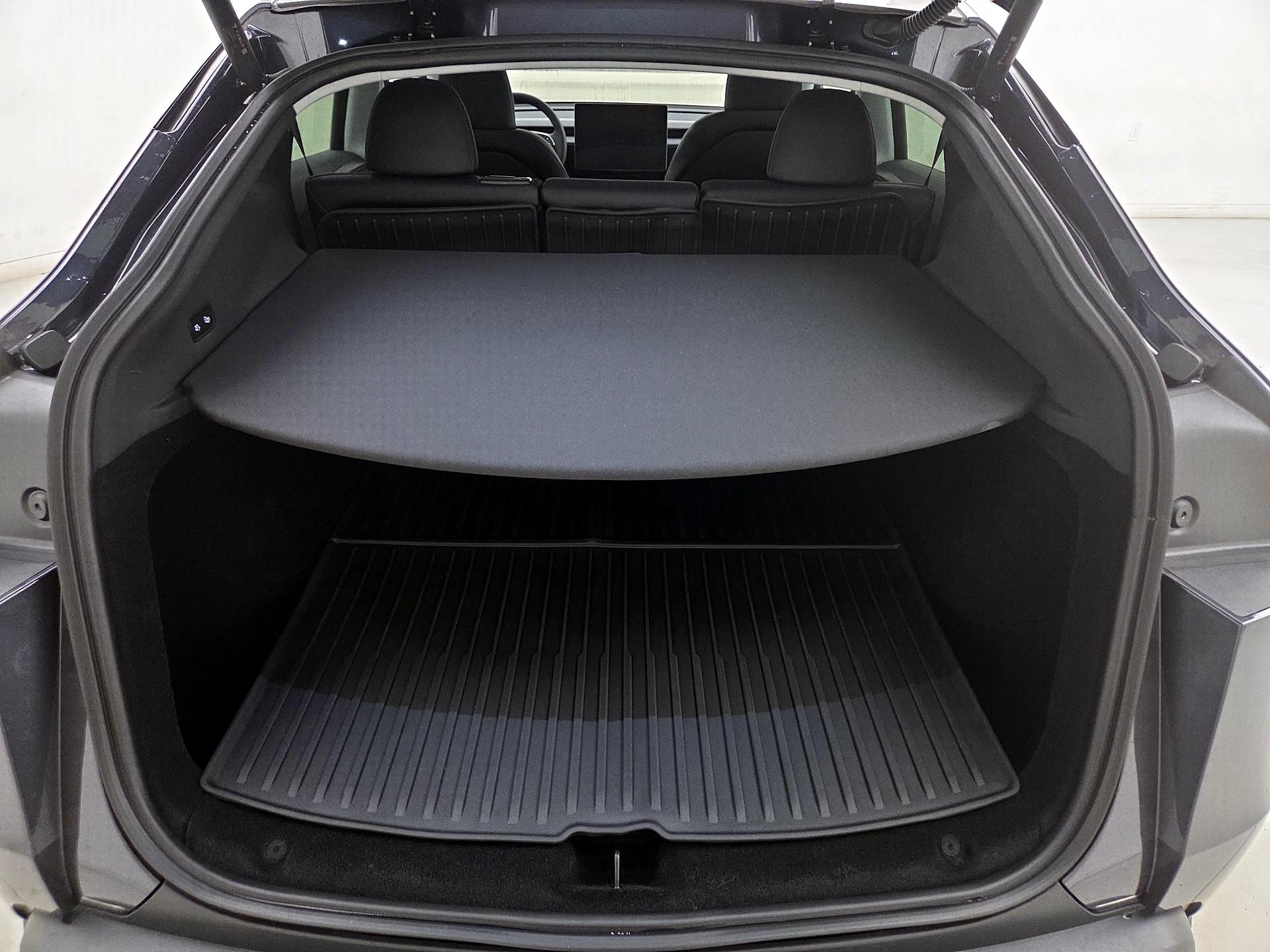 Thumbnail: 2026 Tesla Model Y - 20