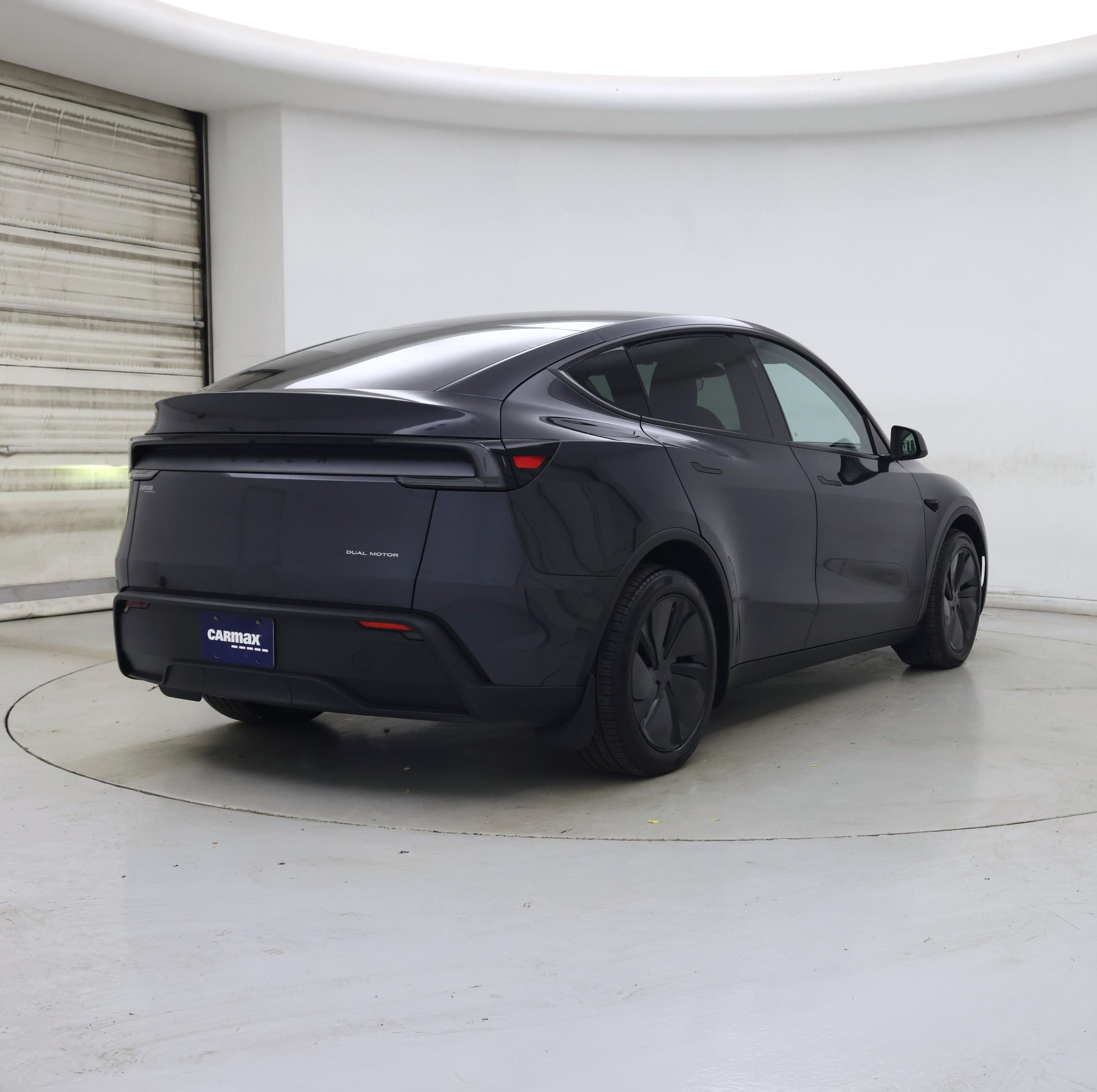 Thumbnail: 2026 Tesla Model Y - 8