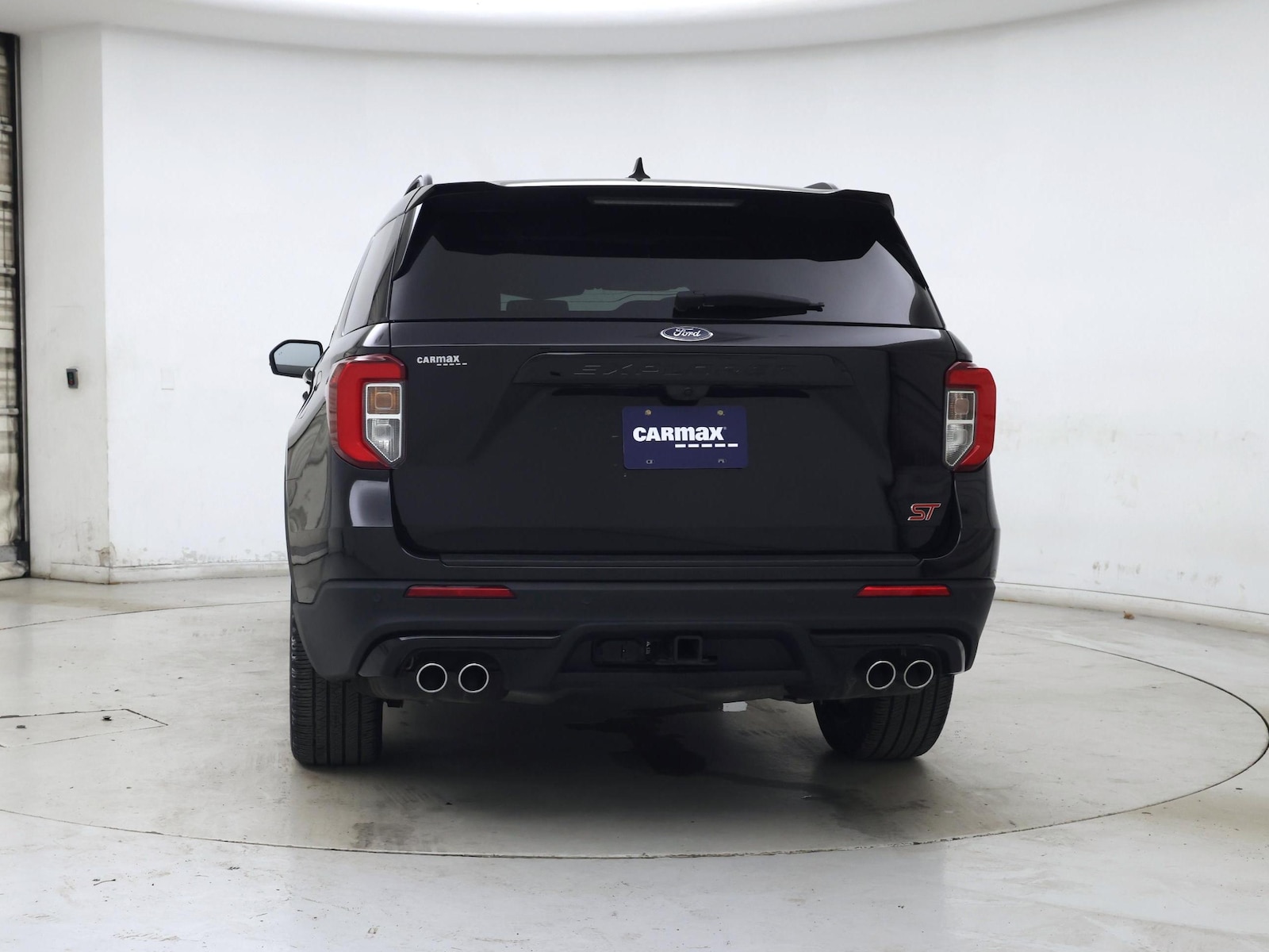 2024 Ford Explorer ST - Photo 7