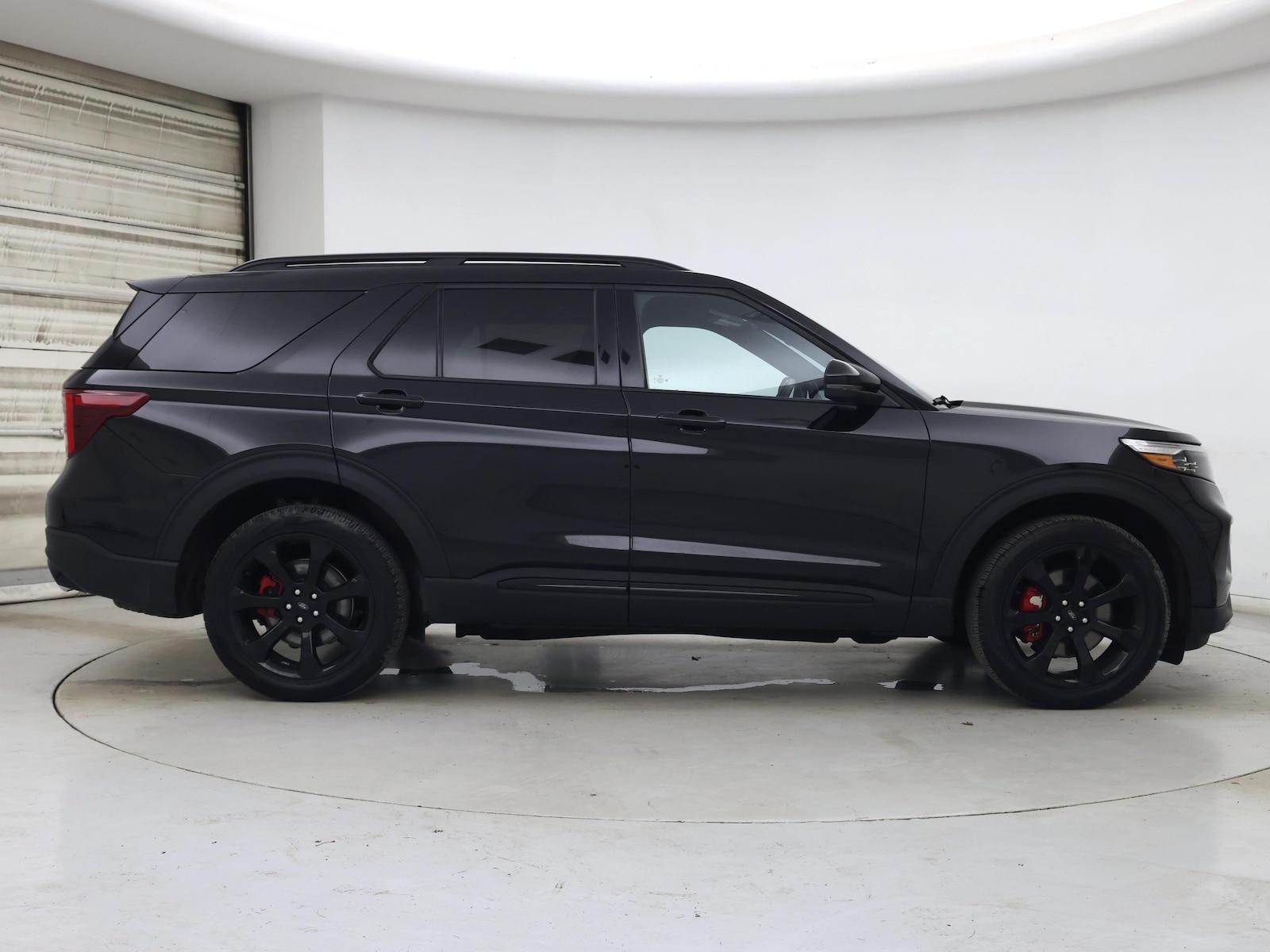 2024 Ford Explorer ST - Photo 8