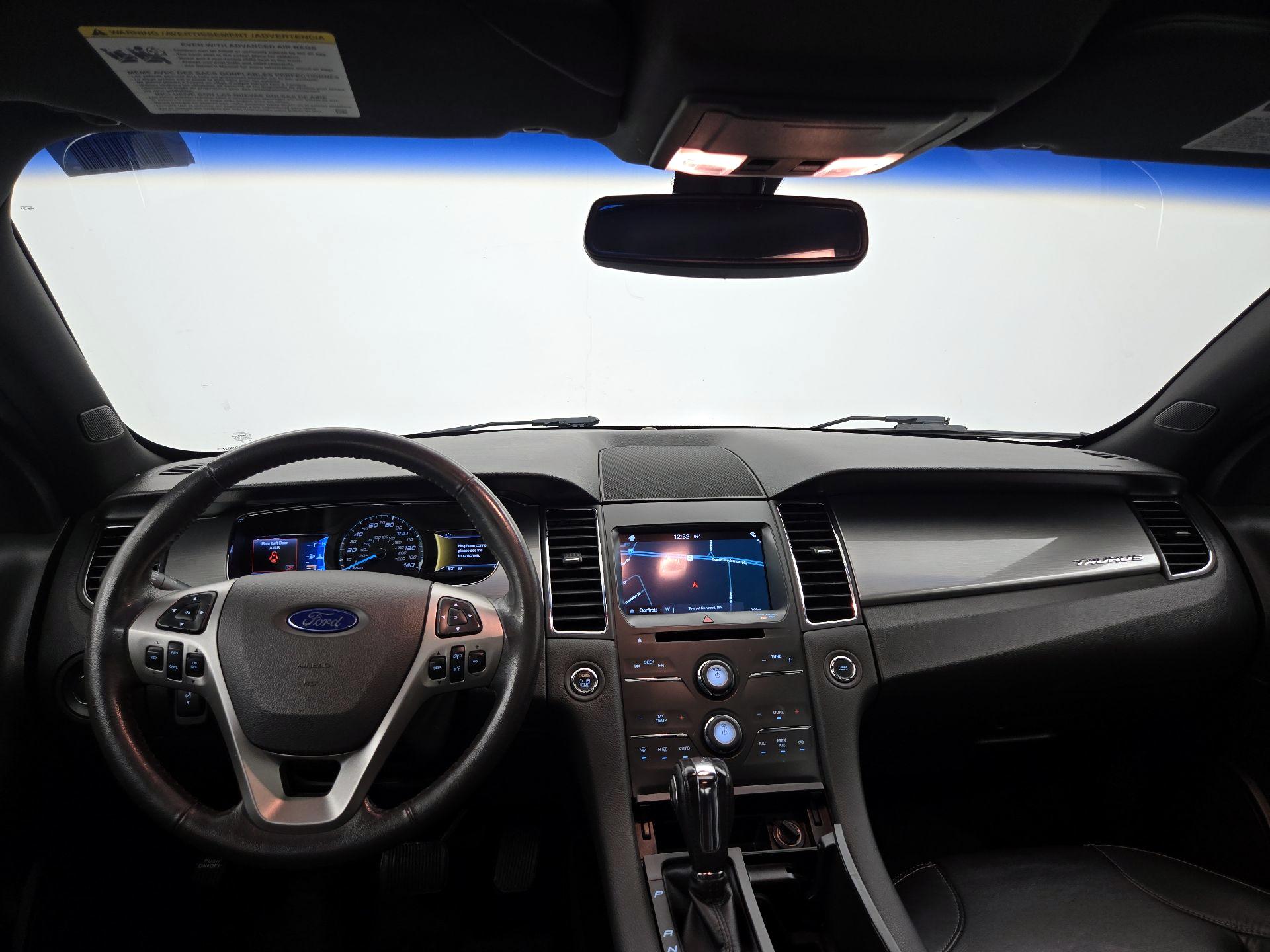 Thumbnail: 2016 Ford Taurus - 9