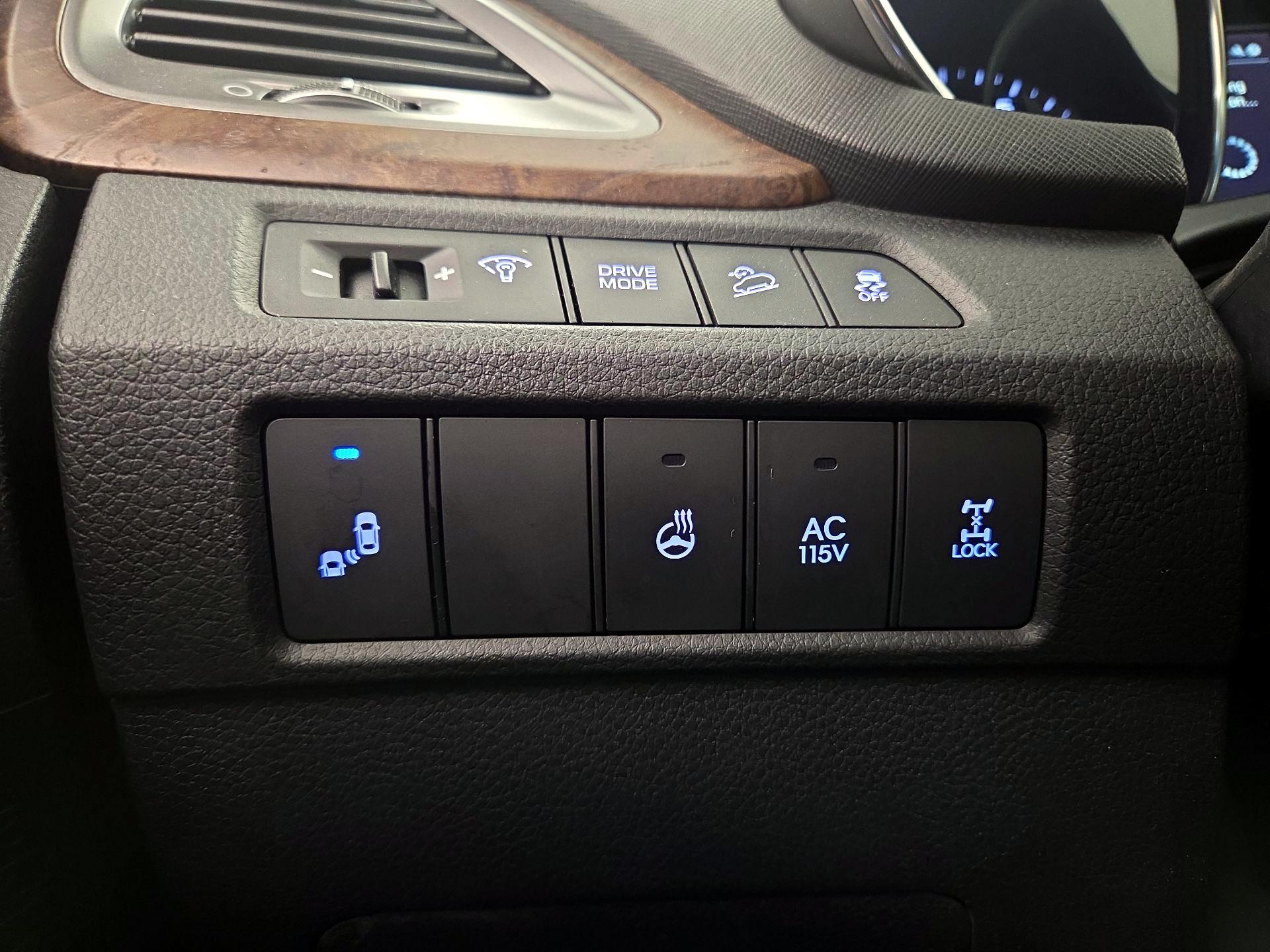 Thumbnail: 2017 Hyundai Santa Fe - 13