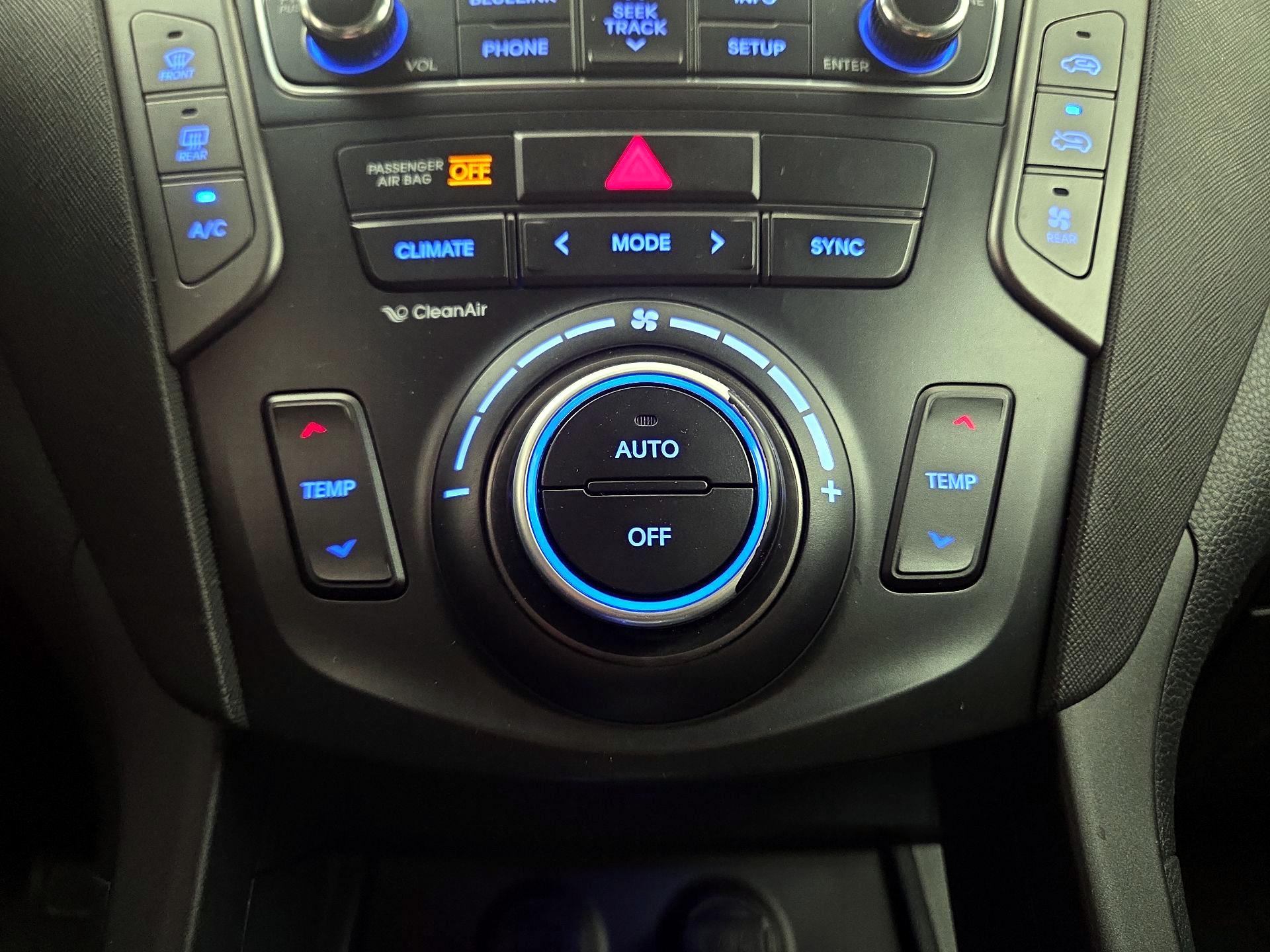 Thumbnail: 2017 Hyundai Santa Fe - 16