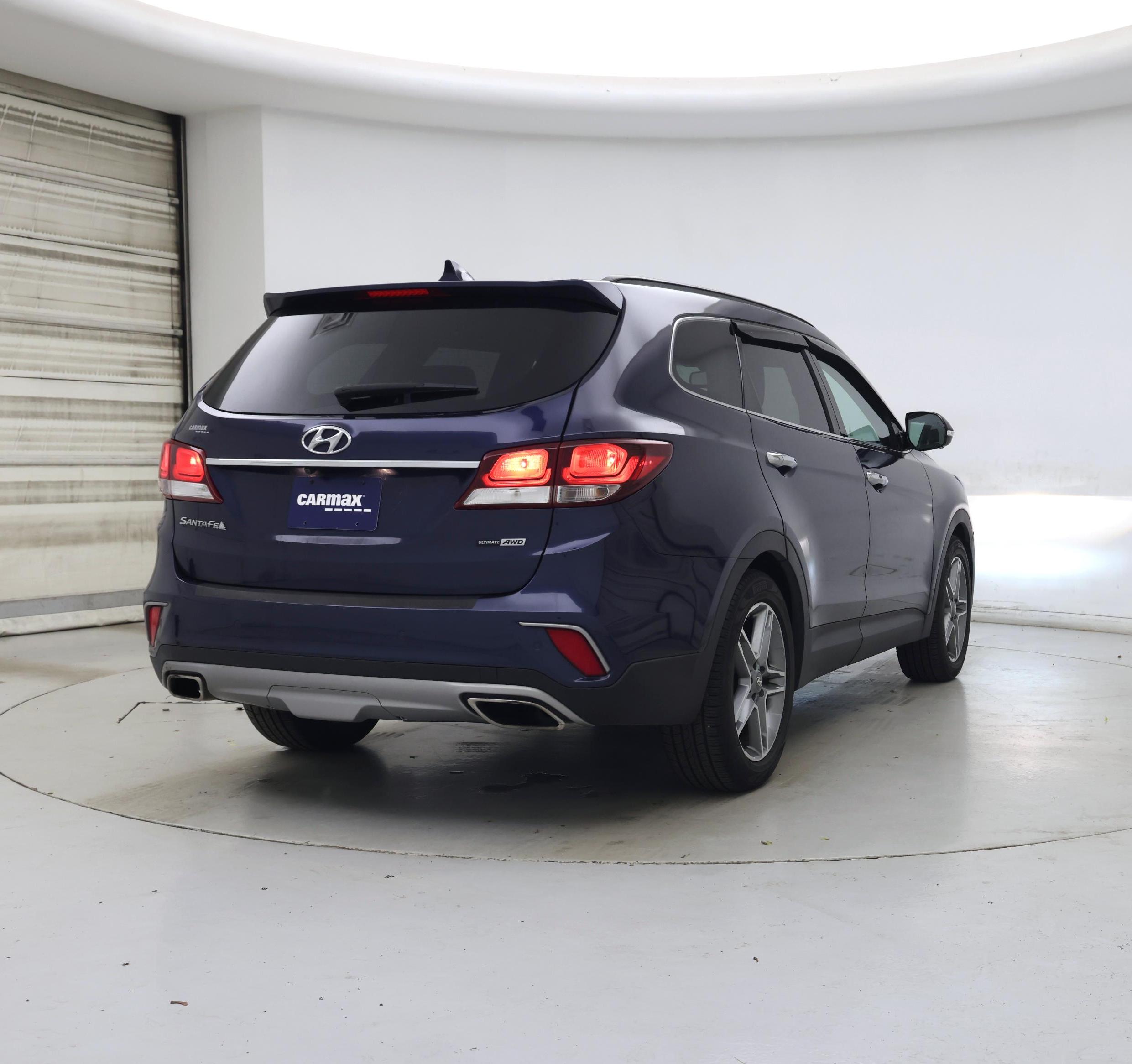 Thumbnail: 2017 Hyundai Santa Fe - 8